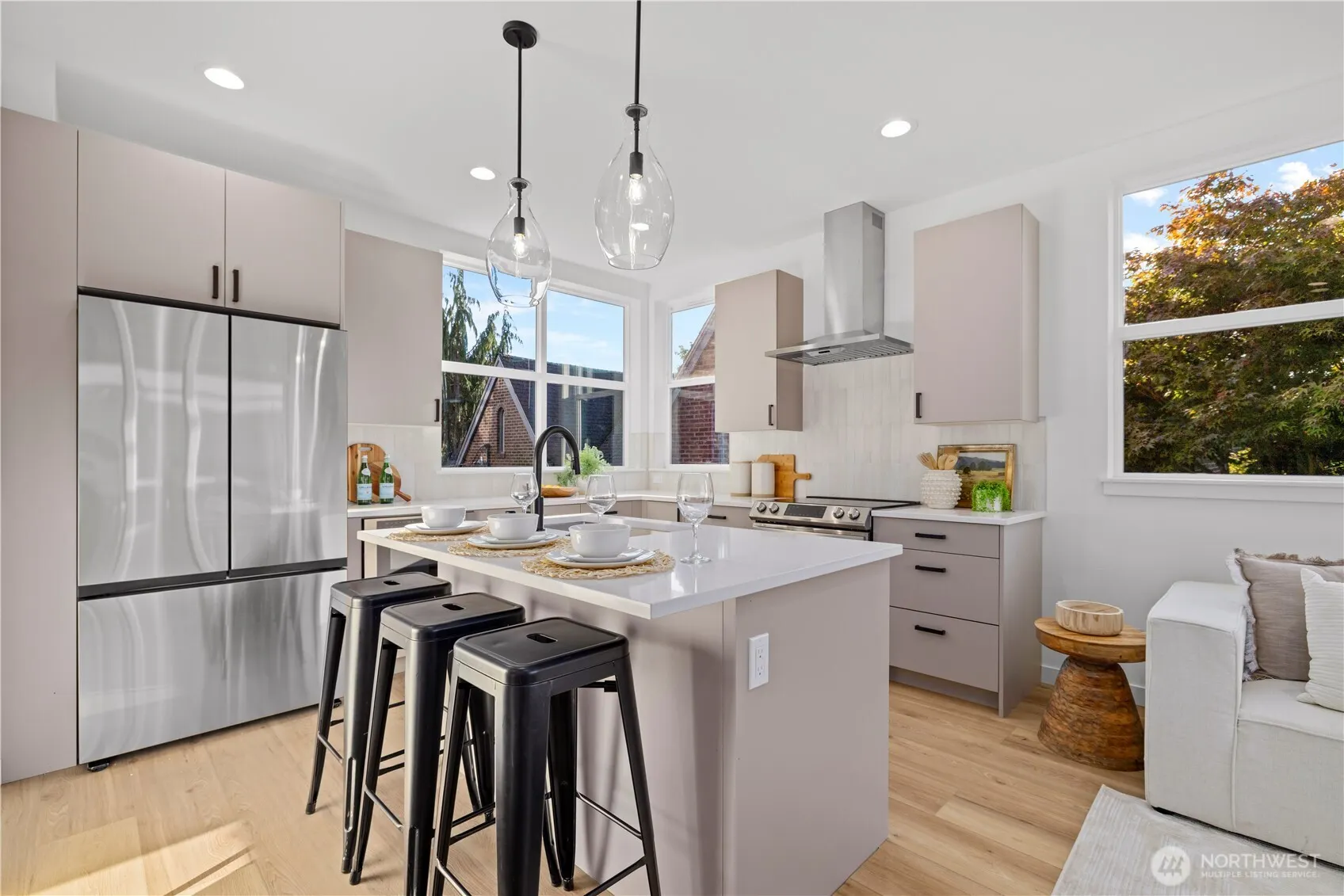 1704 B N 47th Street , Seattle, WA 98103