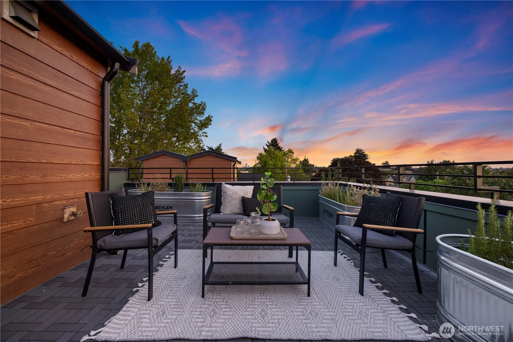 1704 B N 47th Street , Seattle, WA 98103