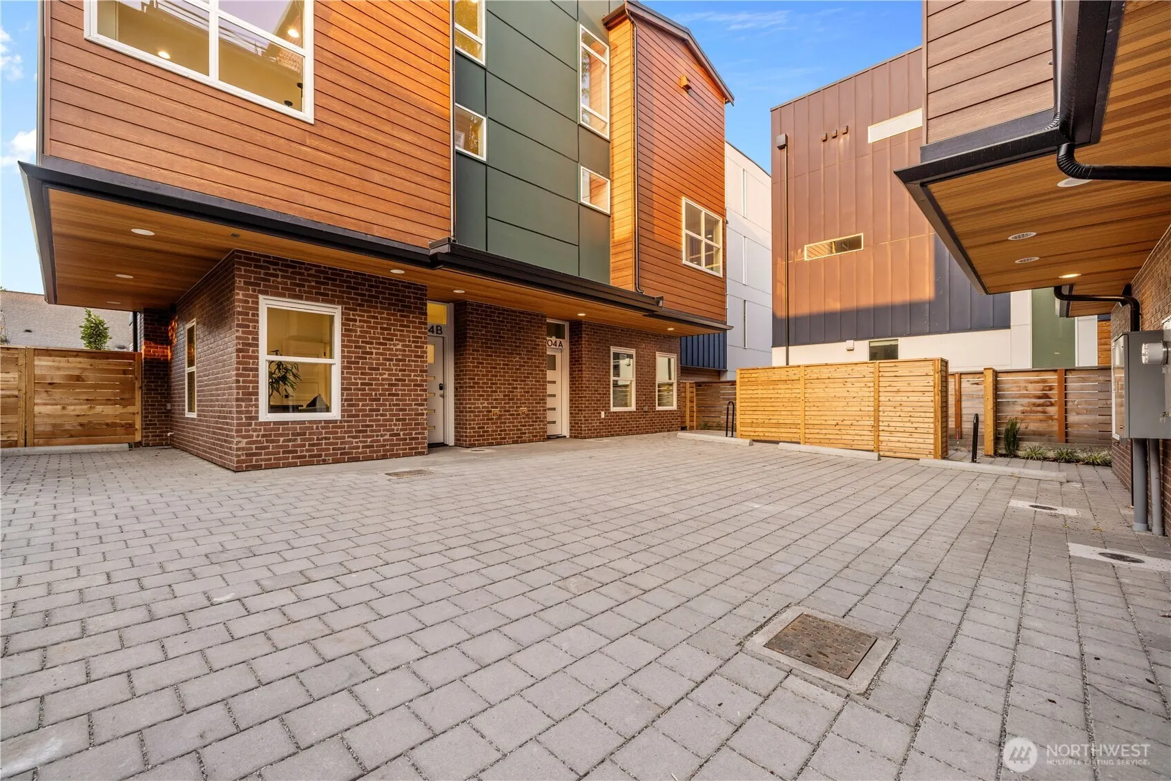 1704 B N 47th Street , Seattle, WA 98103