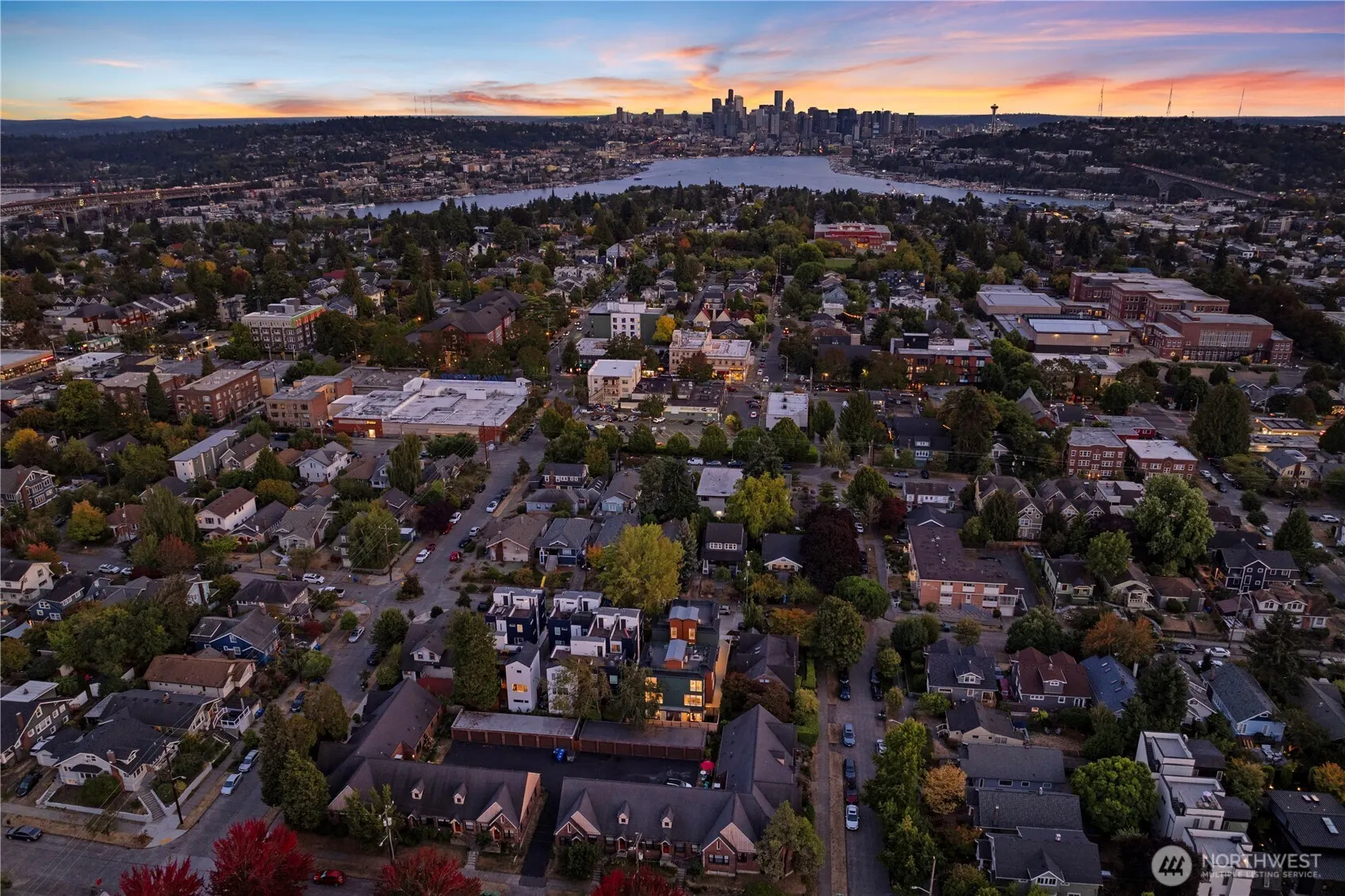 1704 B N 47th Street , Seattle, WA 98103