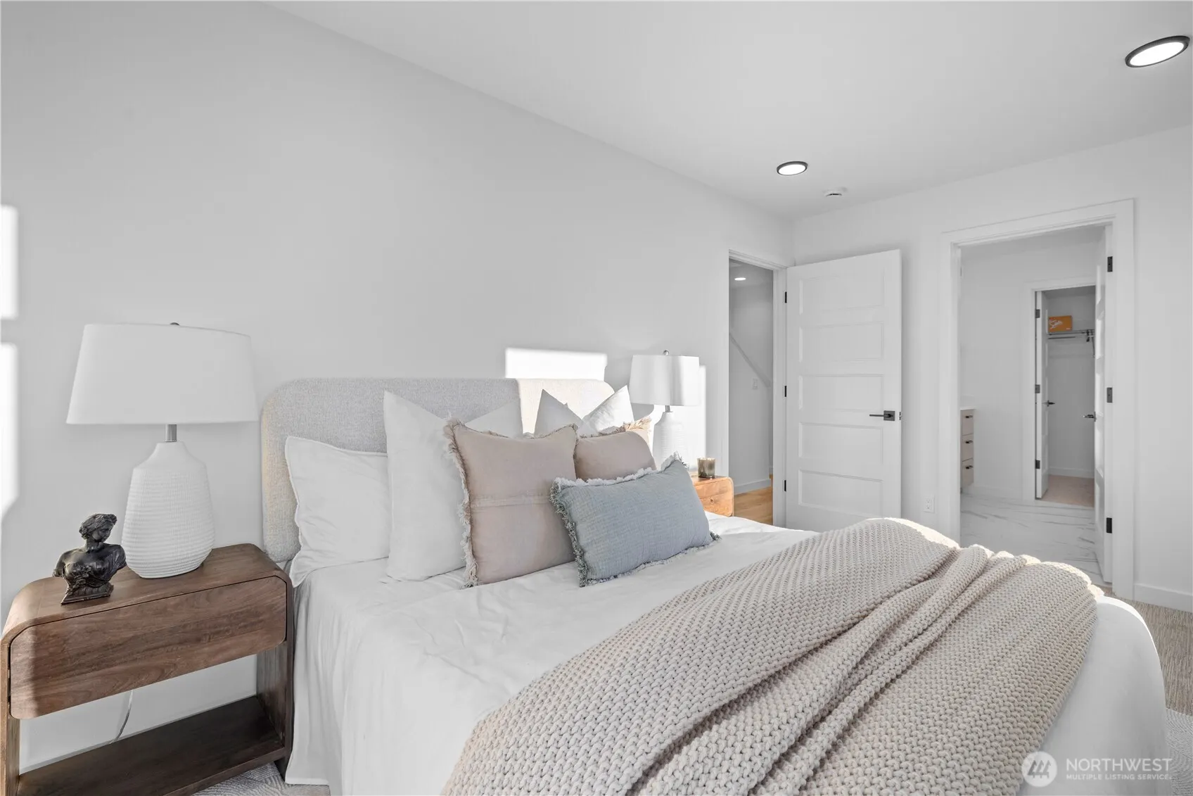 1704 B N 47th Street , Seattle, WA 98103