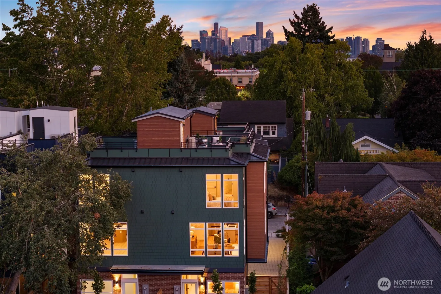 1704 B N 47th Street , Seattle, WA 98103