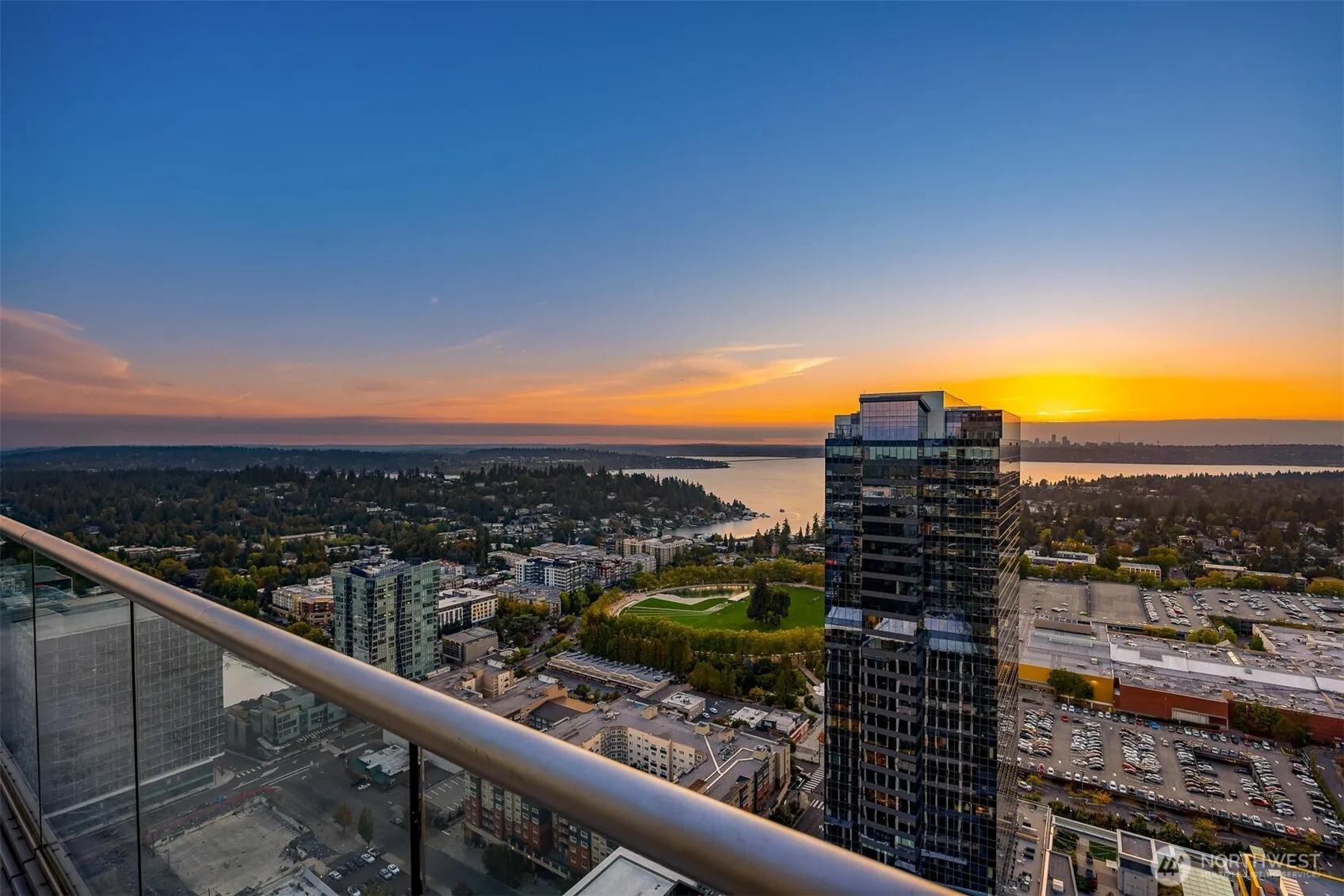 500 106th Avenue NE #4105, Bellevue, WA 98004