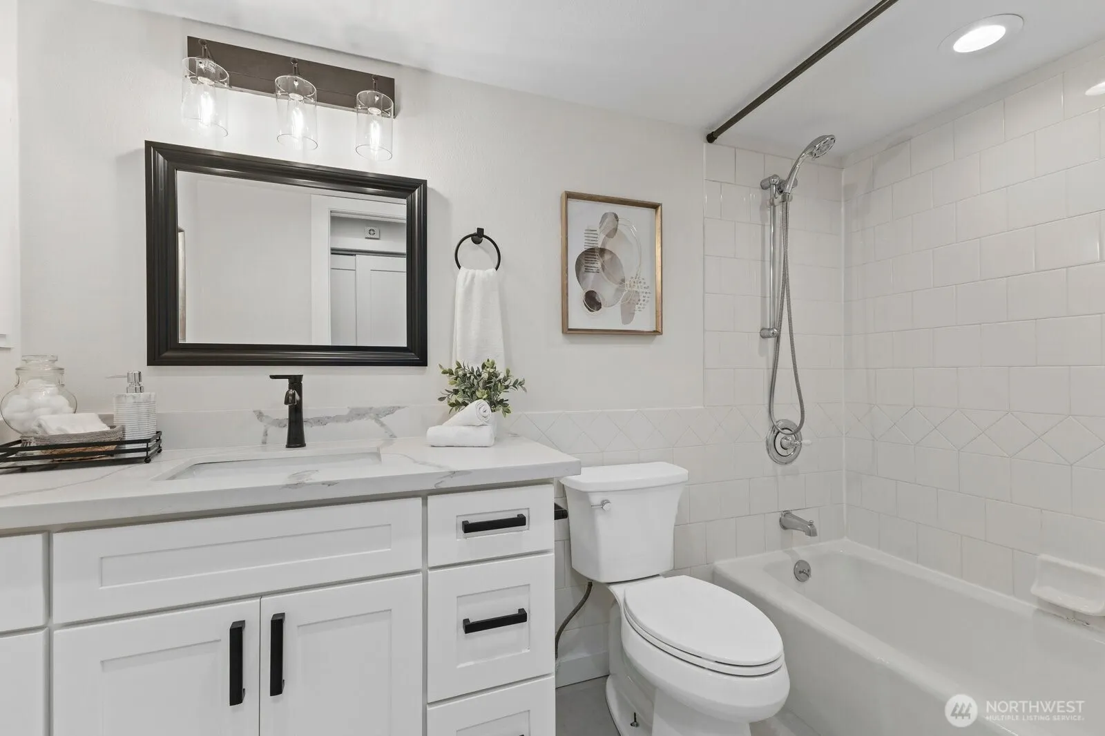 3022 137th Avenue NE, Bellevue, WA 98005