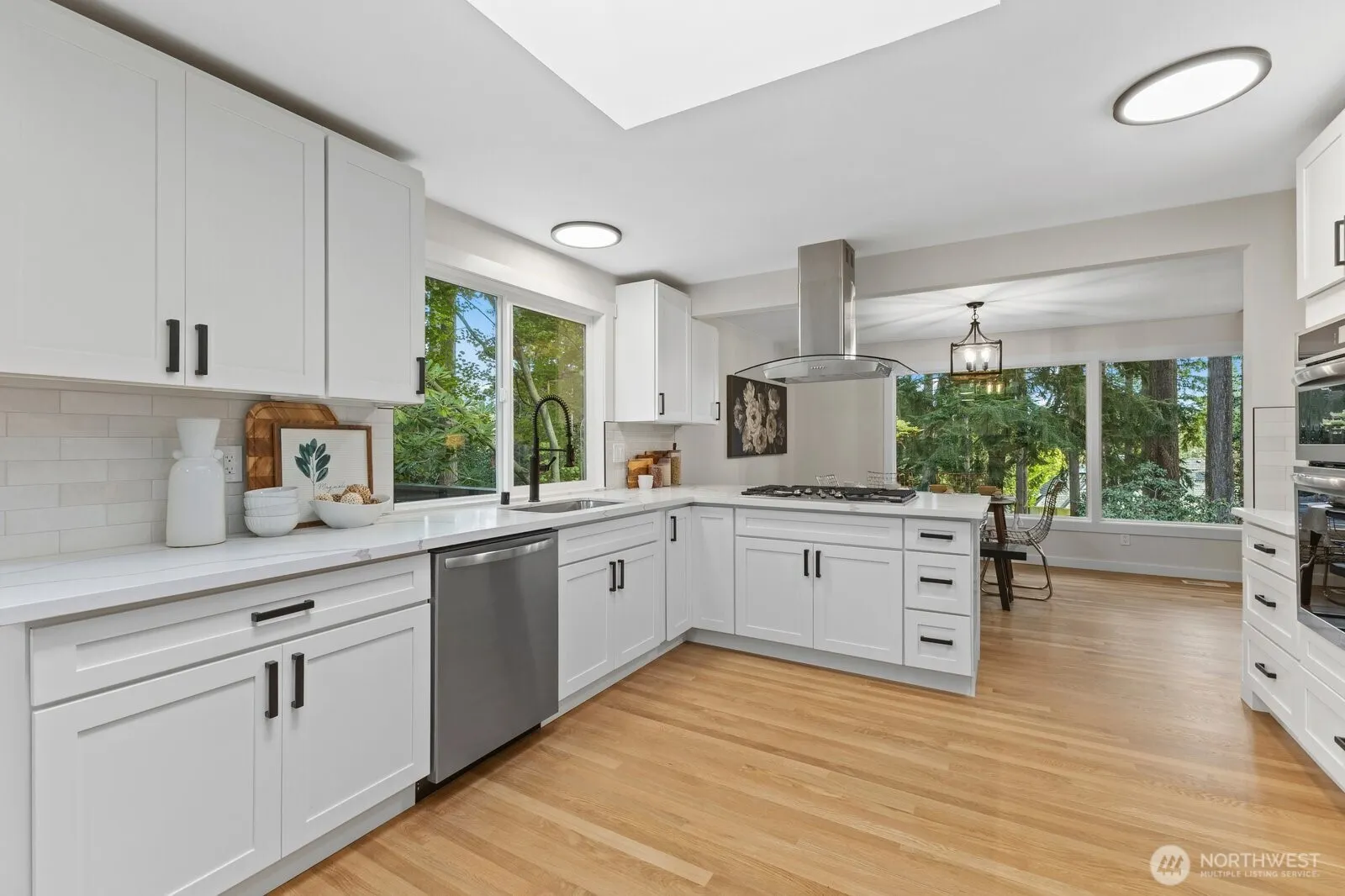 3022 137th Avenue NE, Bellevue, WA 98005