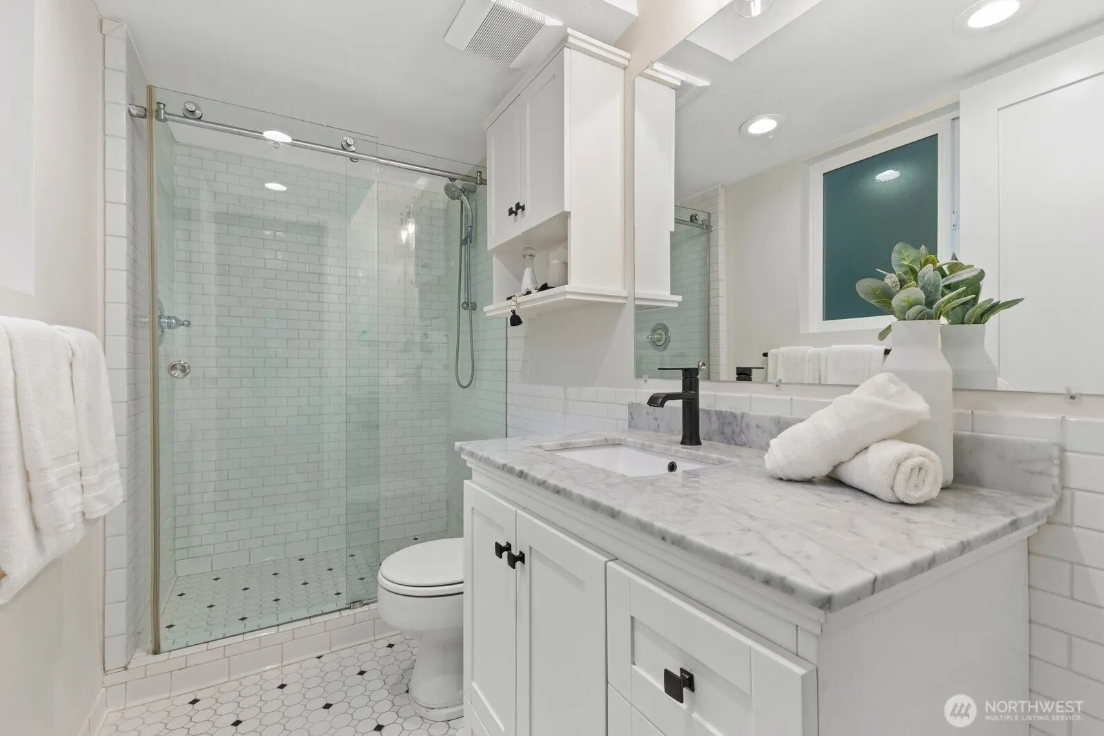 3022 137th Avenue NE, Bellevue, WA 98005