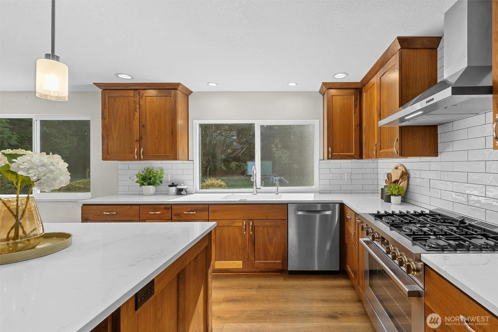 23117 77th Avenue SE, Woodinville, WA 98072