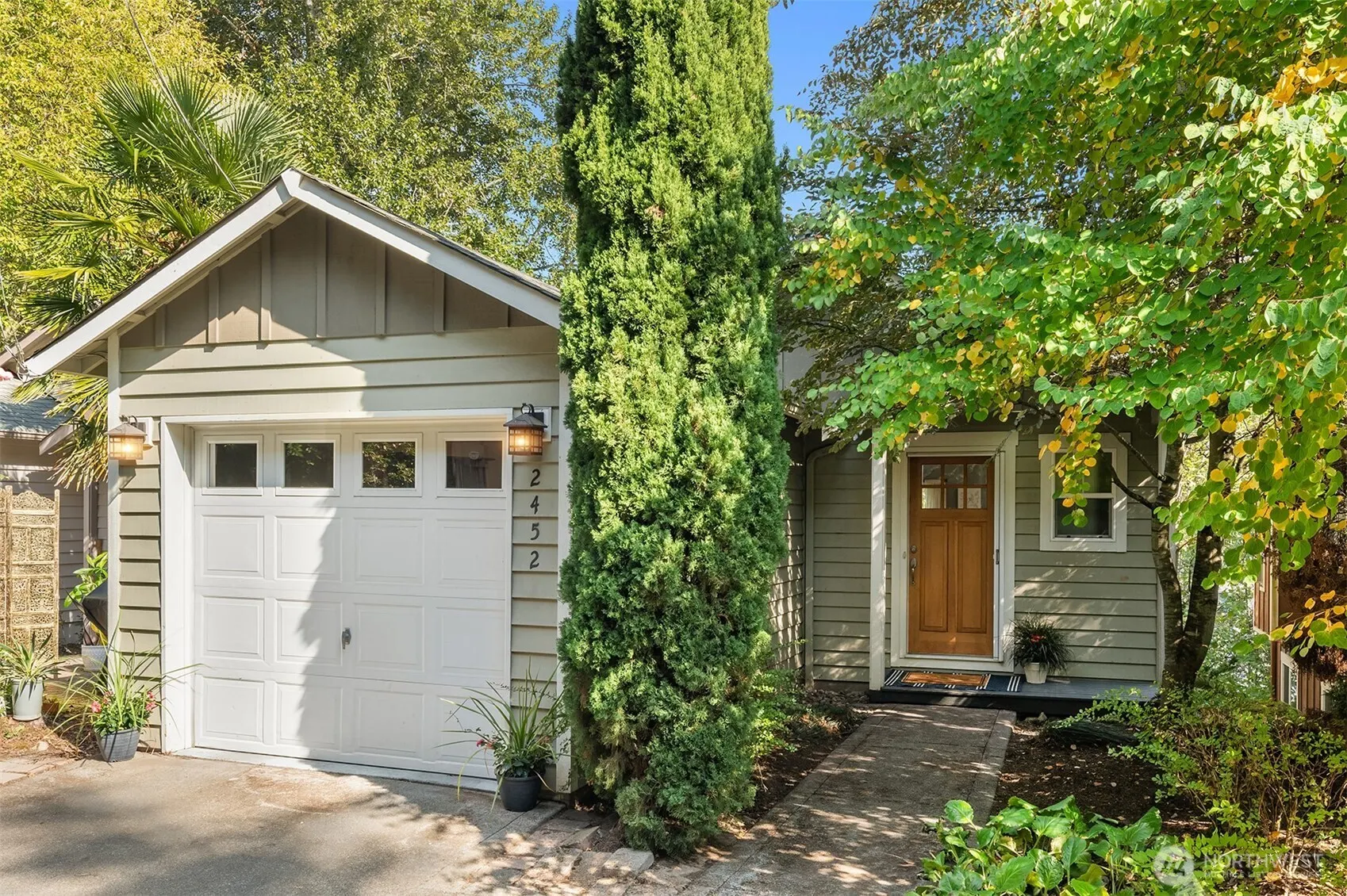 2452 SW Webster Street , Seattle, WA 98106