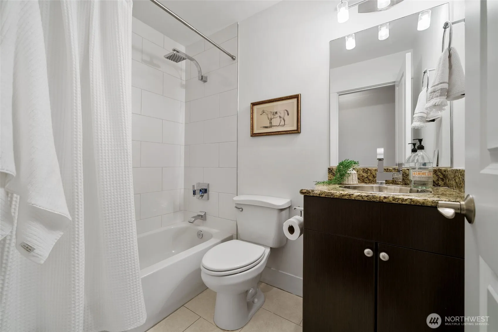 120 NW 39th Street #407, Seattle, WA 98107