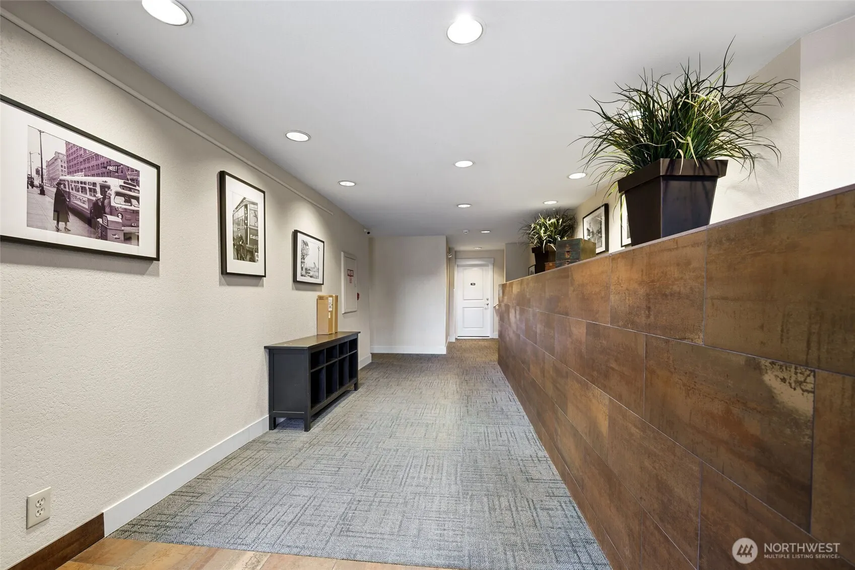 120 NW 39th Street #407, Seattle, WA 98107