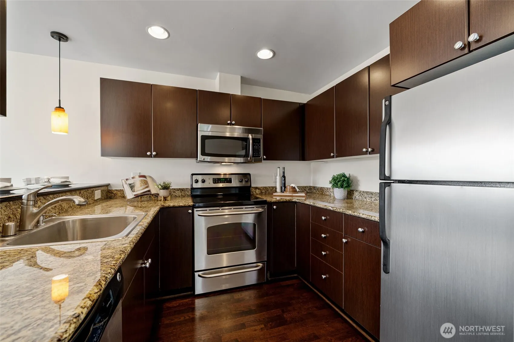 120 NW 39th Street #407, Seattle, WA 98107