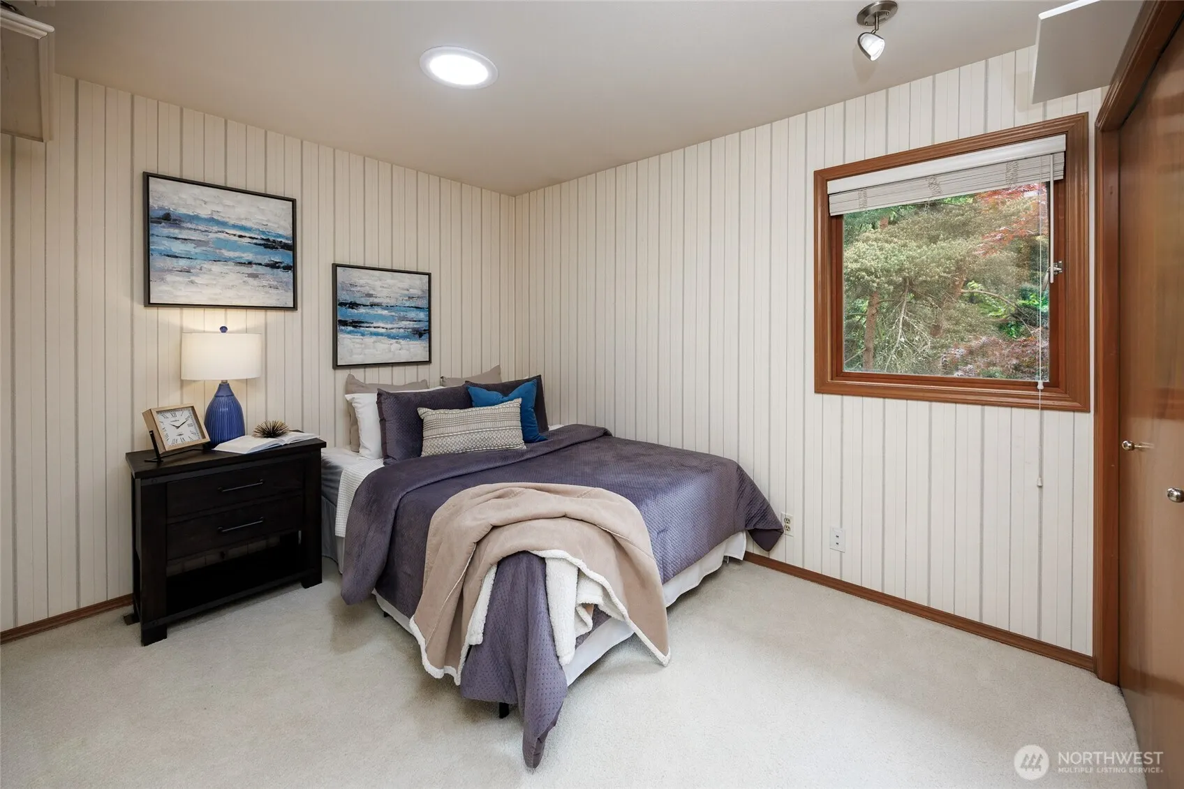 11423 NE 104th Street , Kirkland, WA 98033