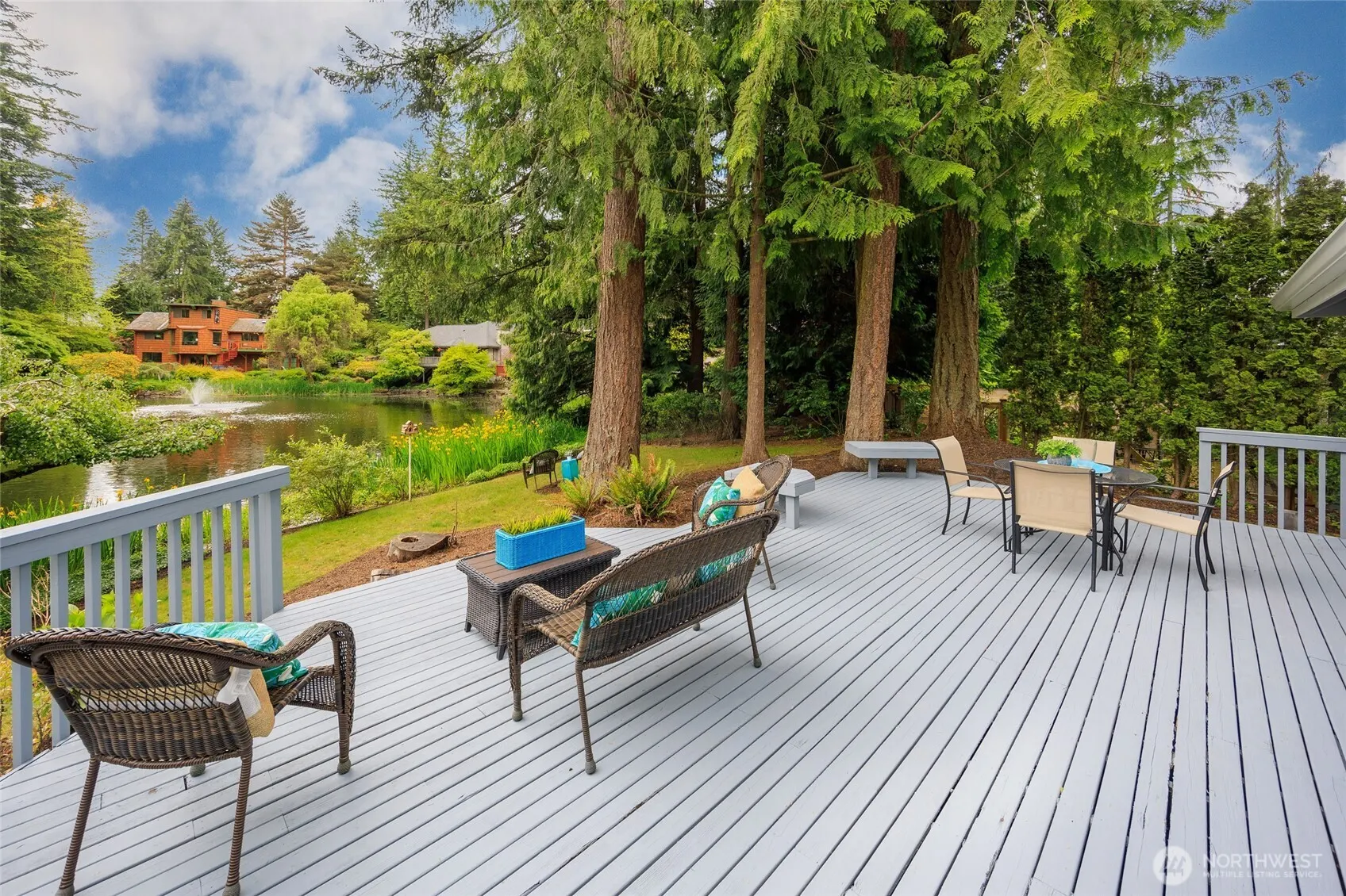 11423 NE 104th Street , Kirkland, WA 98033