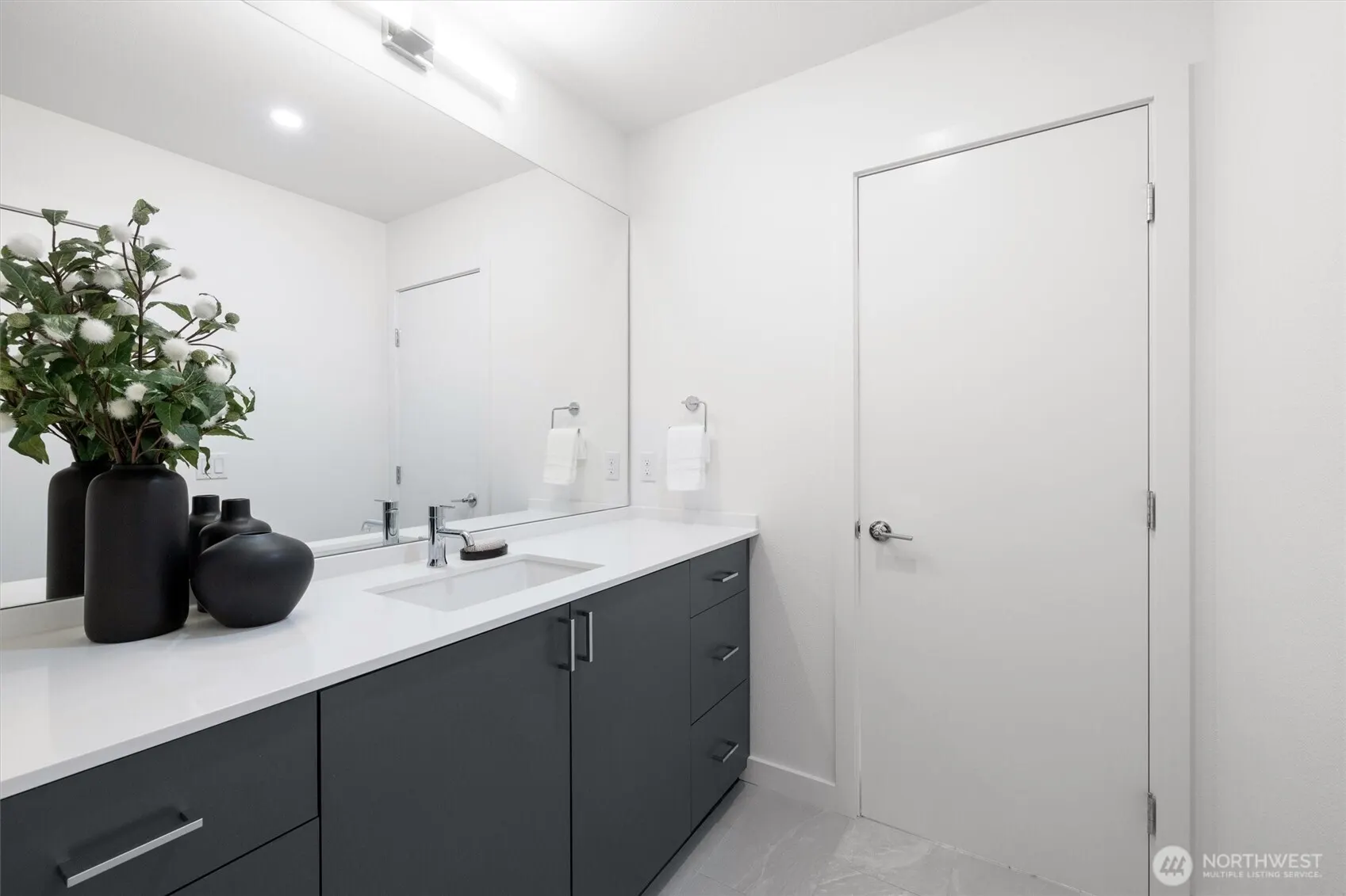 6614 Carleton Avenue S #A, Seattle, WA 98108