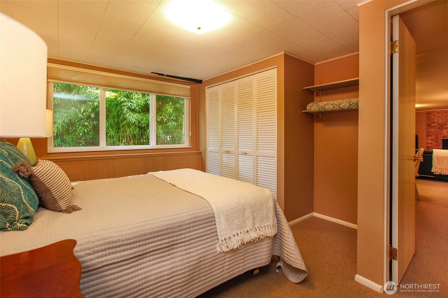 2612 25th Avenue W, Seattle, WA 98199