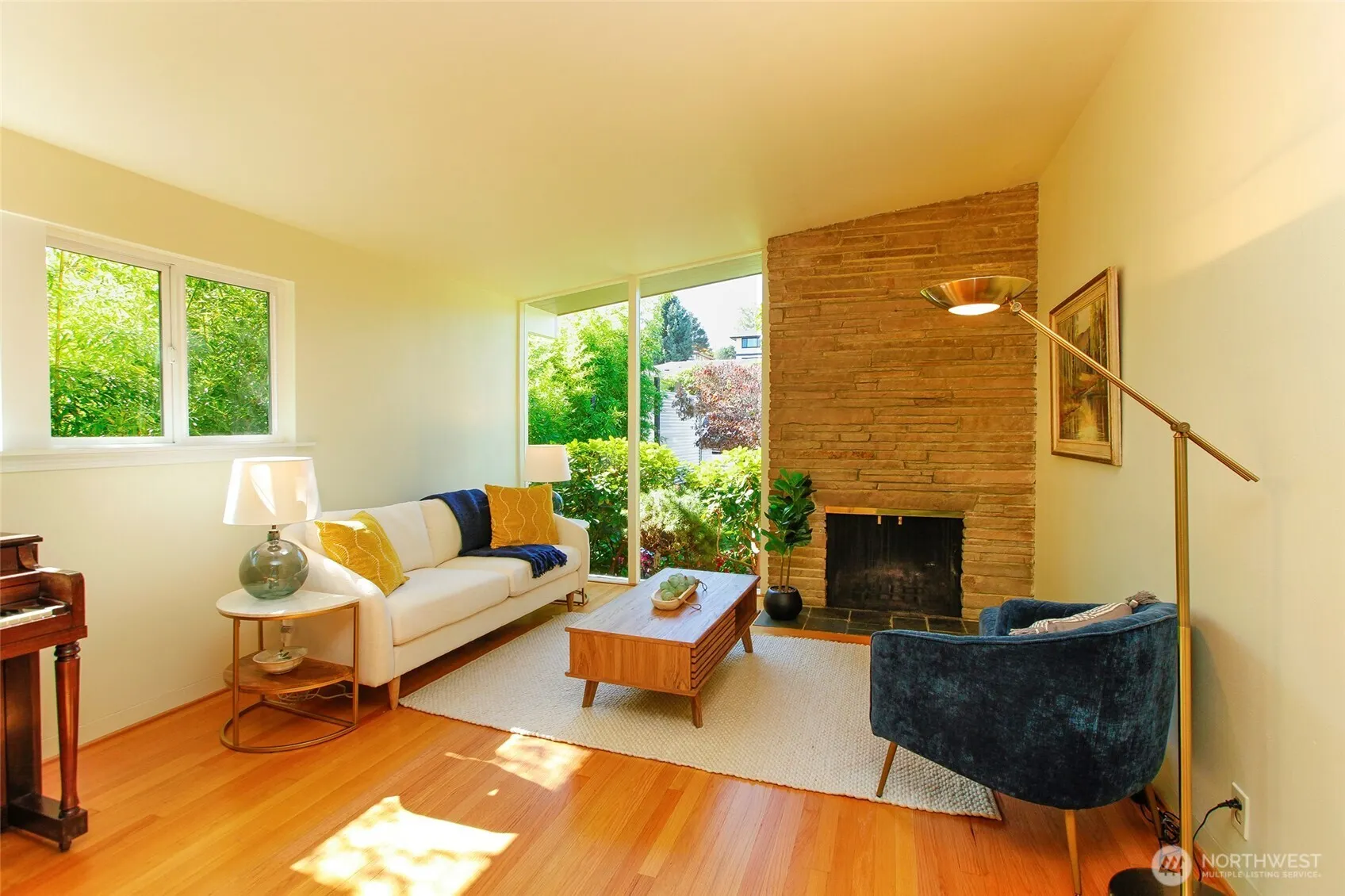 2612 25th Avenue W, Seattle, WA 98199
