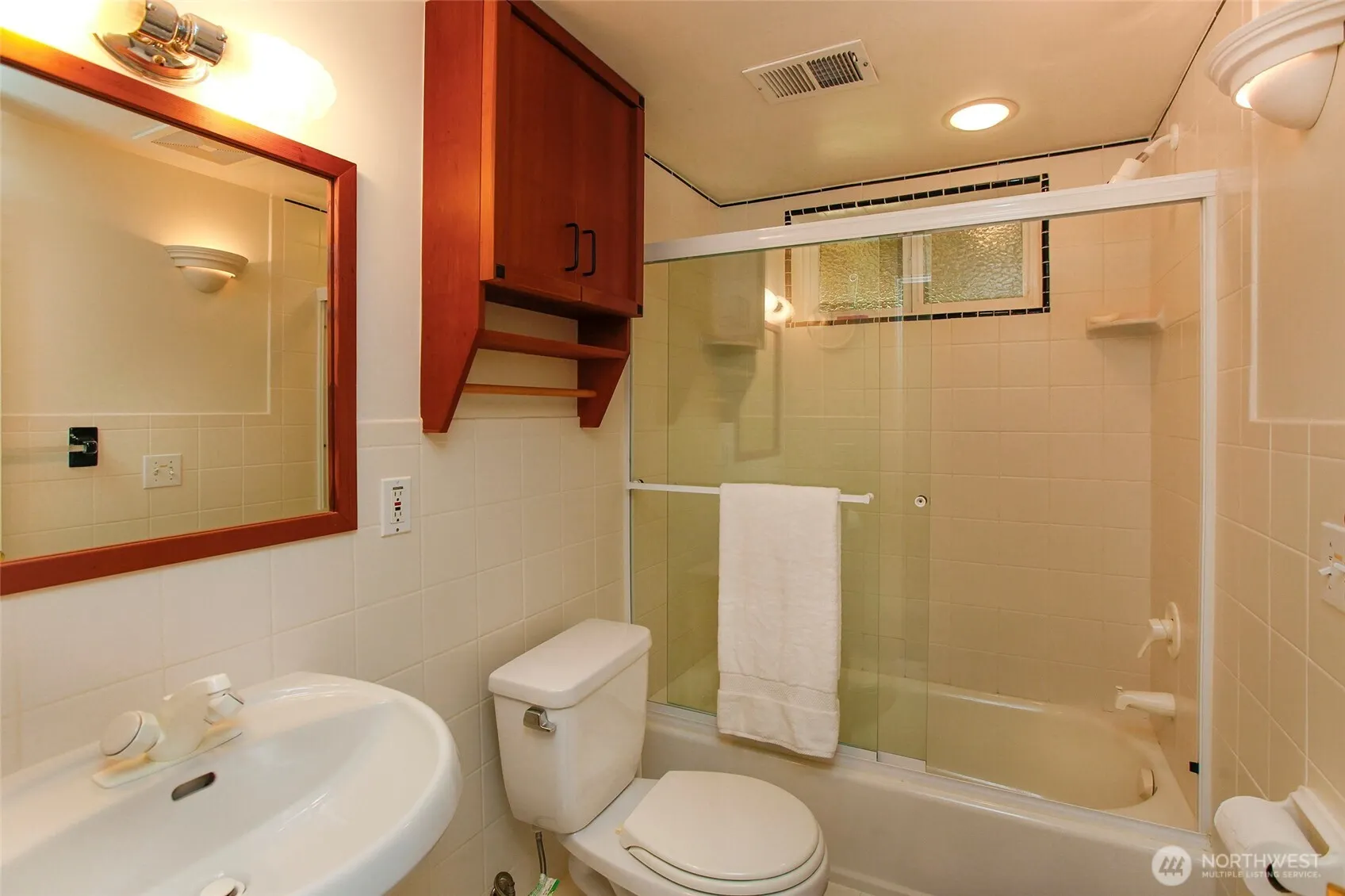 2612 25th Avenue W, Seattle, WA 98199