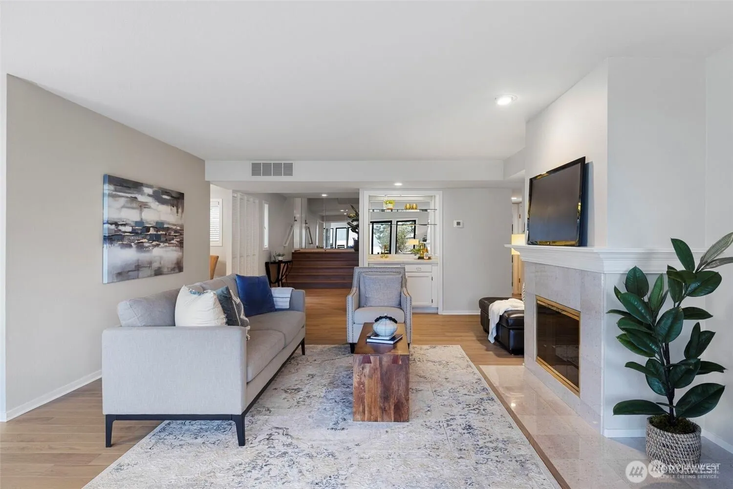 17450 NE 40th PL #E-1, Redmond, WA 98052