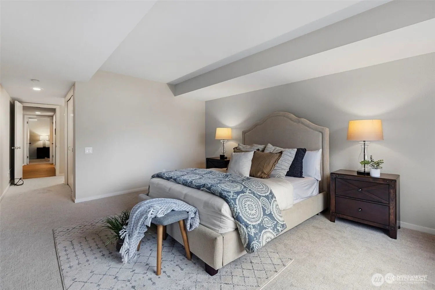 17450 NE 40th PL #E-1, Redmond, WA 98052