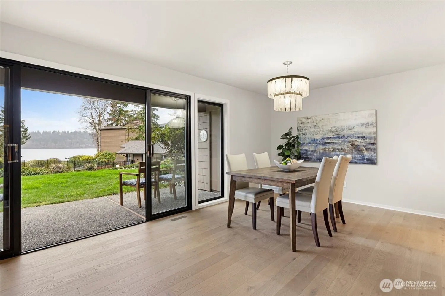 17450 NE 40th PL #E-1, Redmond, WA 98052