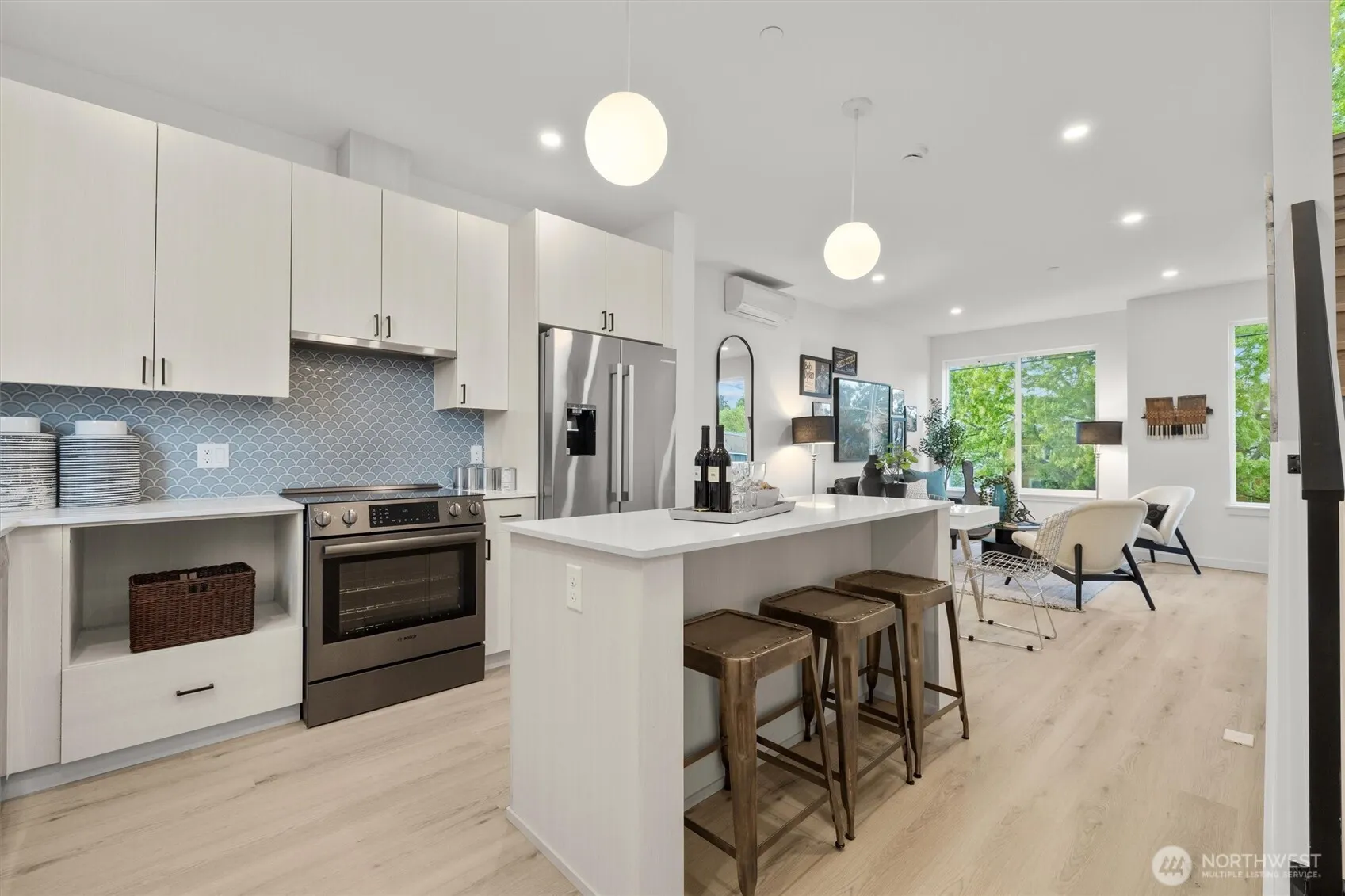 6604 Carleton Avenue S #B, Seattle, WA 98108