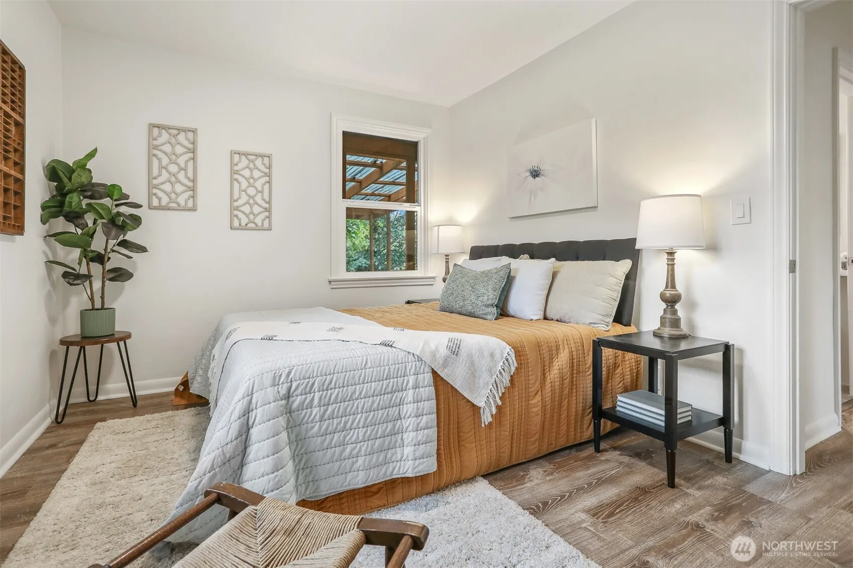 12042 26th Avenue S, Seattle, WA 98168