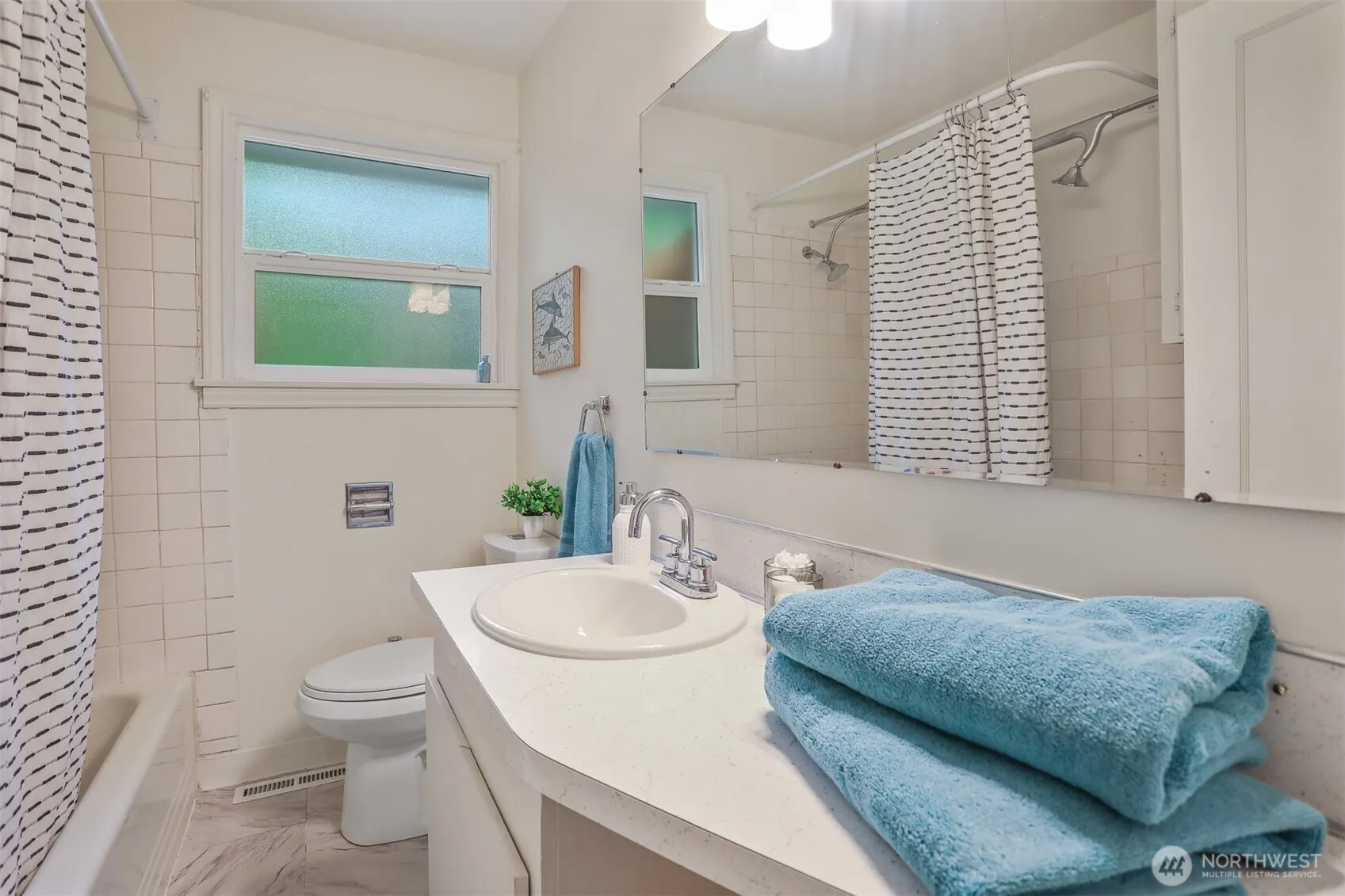 12042 26th Avenue S, Seattle, WA 98168