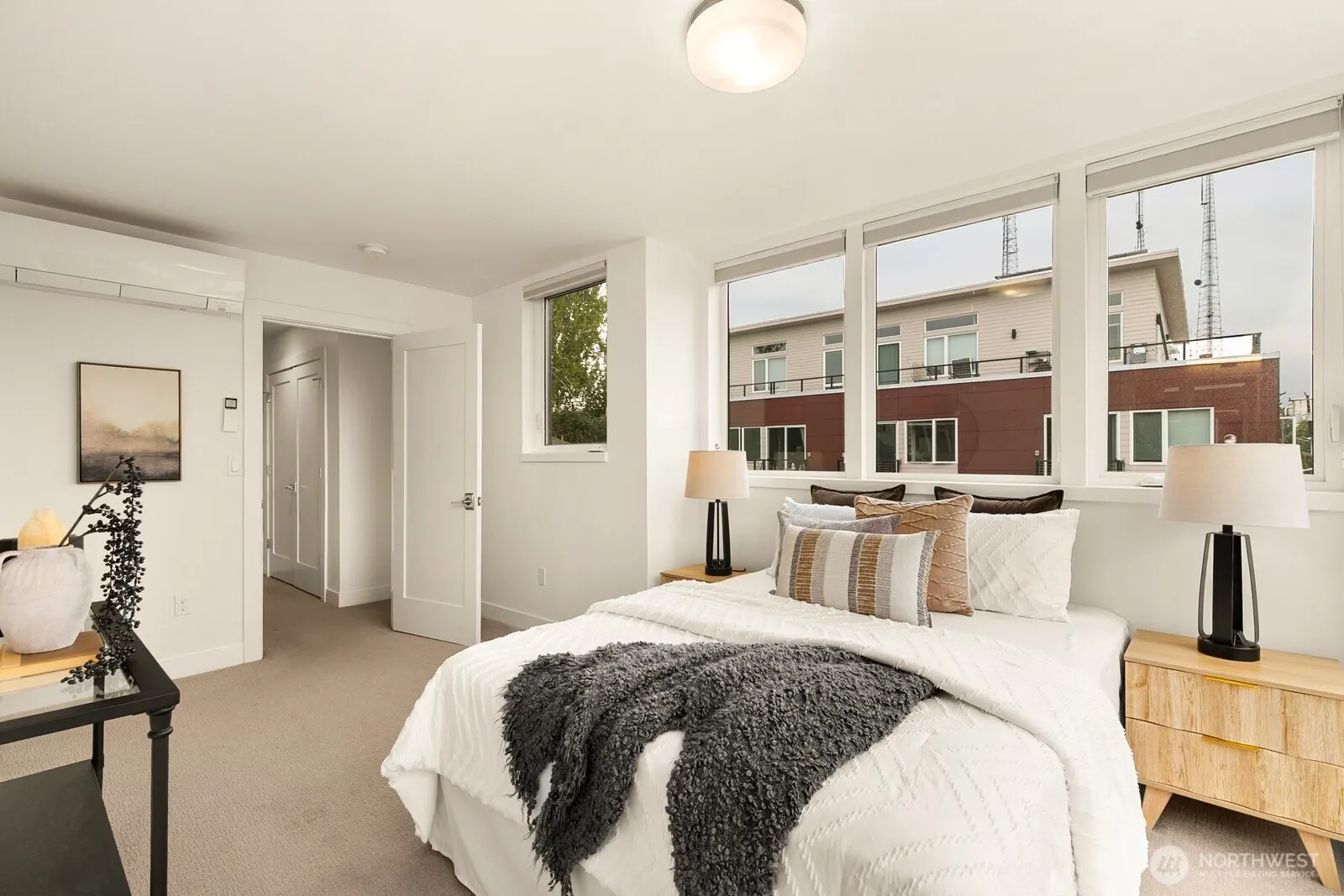 119 A 18th Avenue E, Seattle, WA 98122