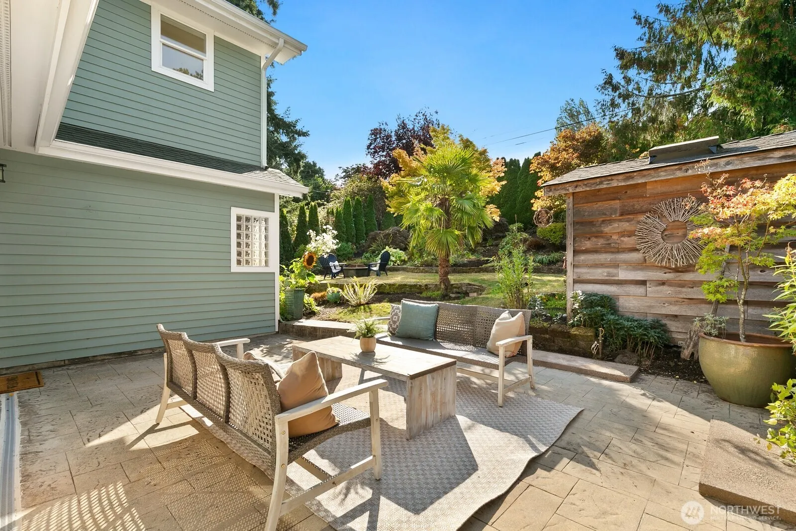 10027 Dibble Avenue NW, Seattle, WA 98177