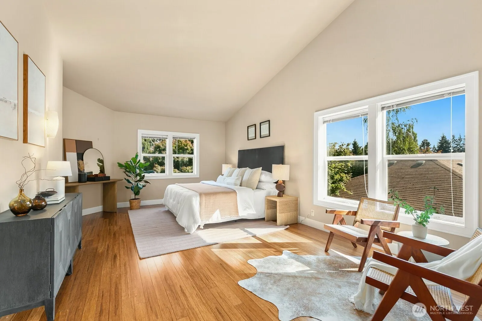 10027 Dibble Avenue NW, Seattle, WA 98177