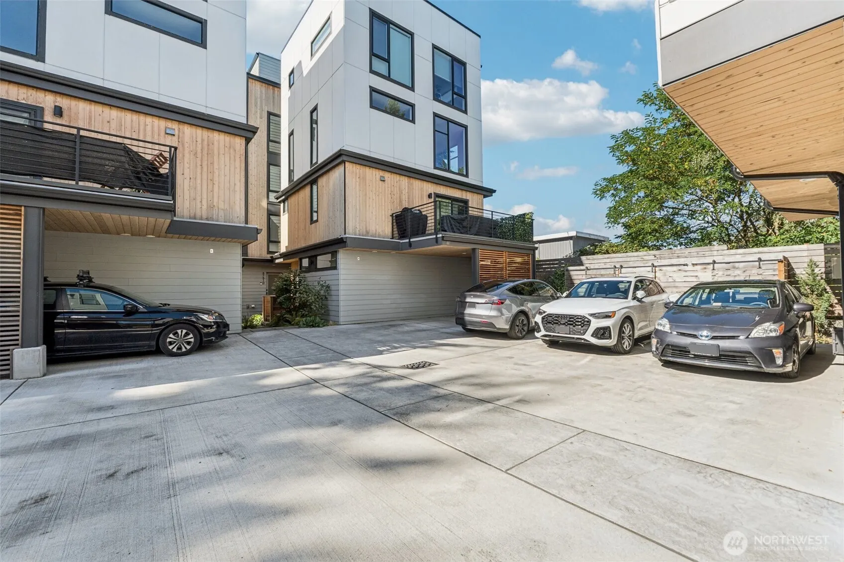 8751 14th Avenue NW #G, Seattle, WA 98117