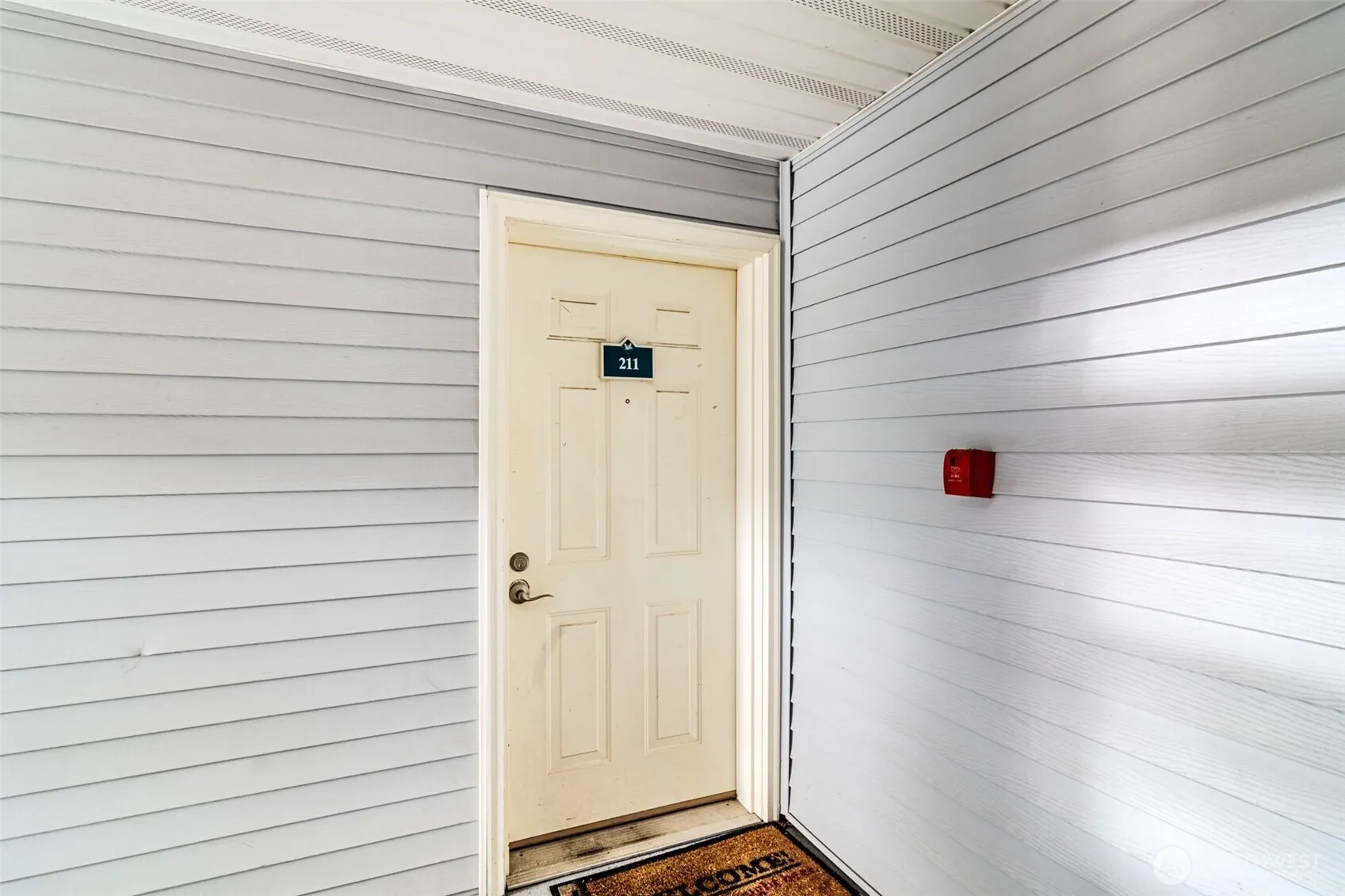 342 102nd Avenue SE #211, Bellevue, WA 98005