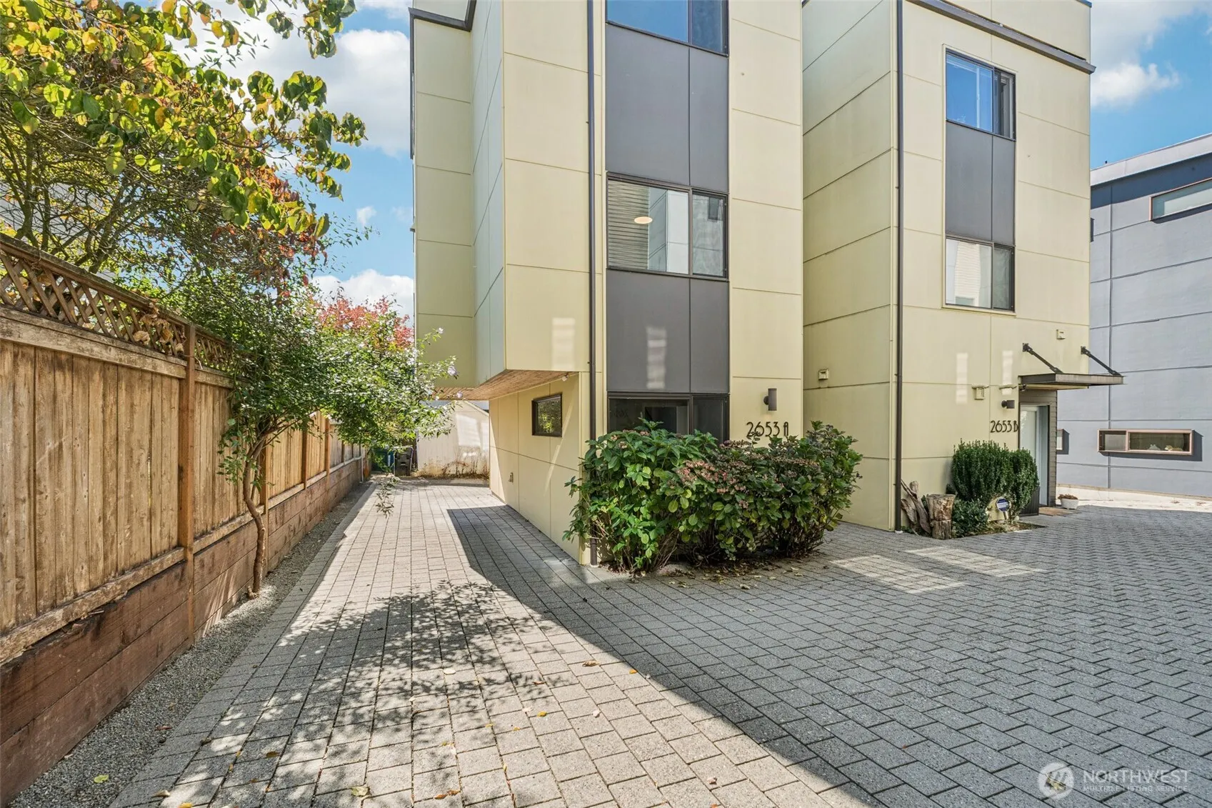 2653 NW 64th Street #A, Seattle, WA 98107