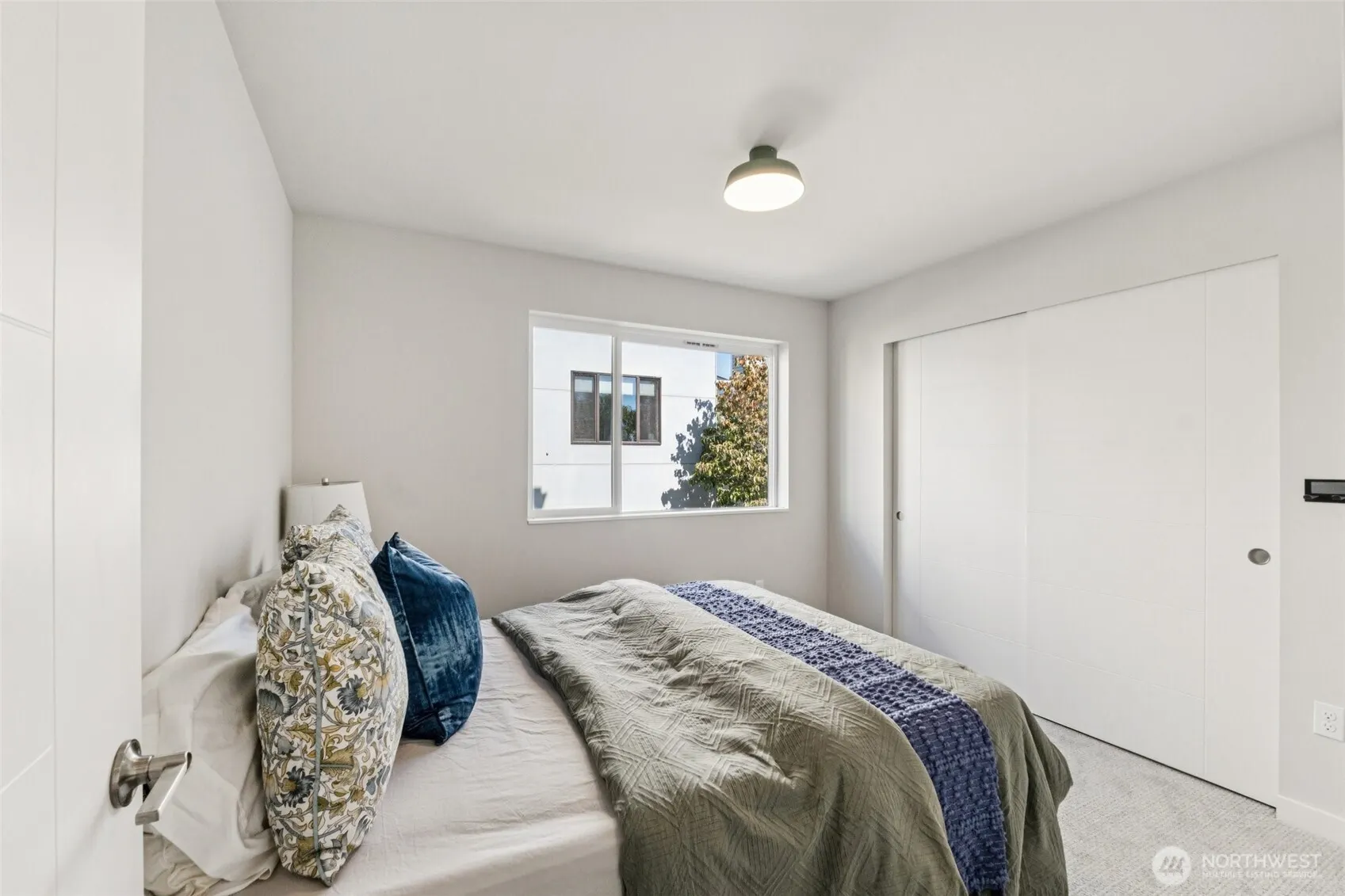 2653 NW 64th Street #A, Seattle, WA 98107
