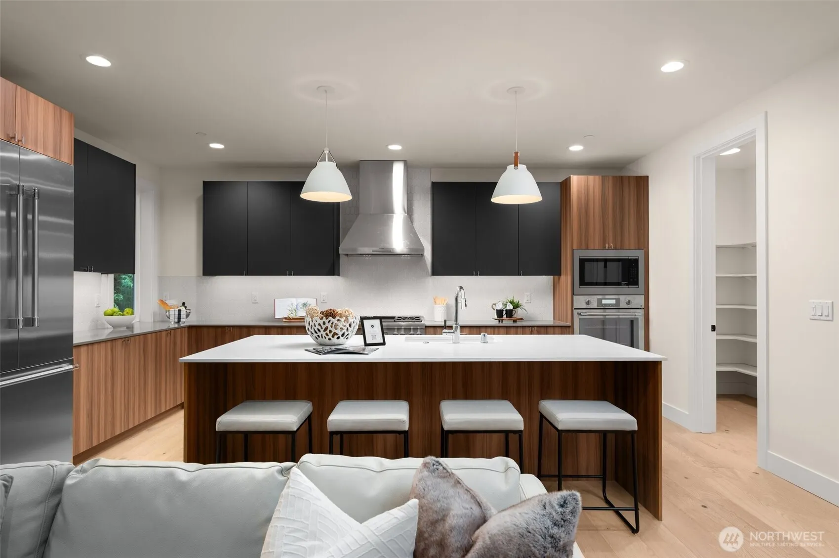 13318 132nd Avenue NE, Kirkland, WA 98034