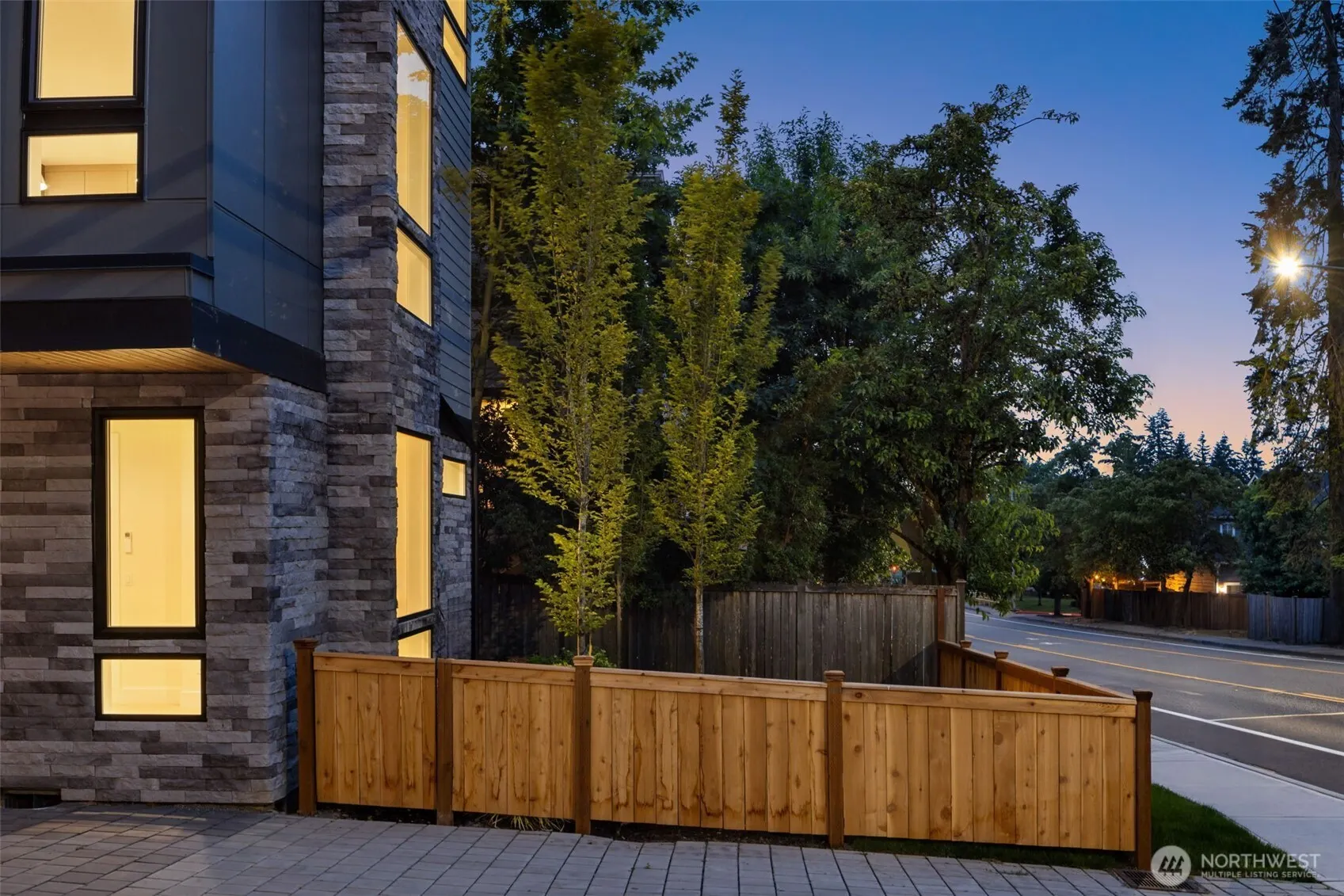 13318 132nd Avenue NE, Kirkland, WA 98034