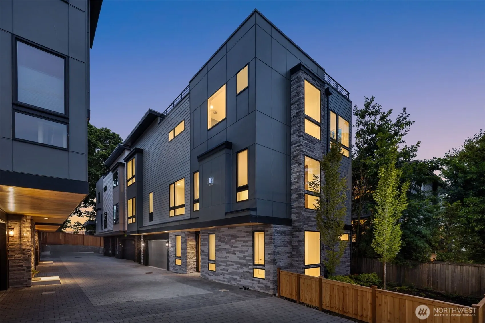 13318 132nd Avenue NE, Kirkland, WA 98034