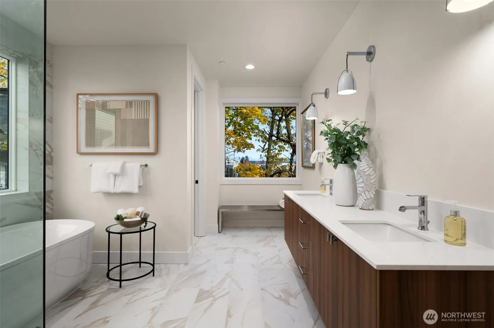 13318 132nd Avenue NE, Kirkland, WA 98034