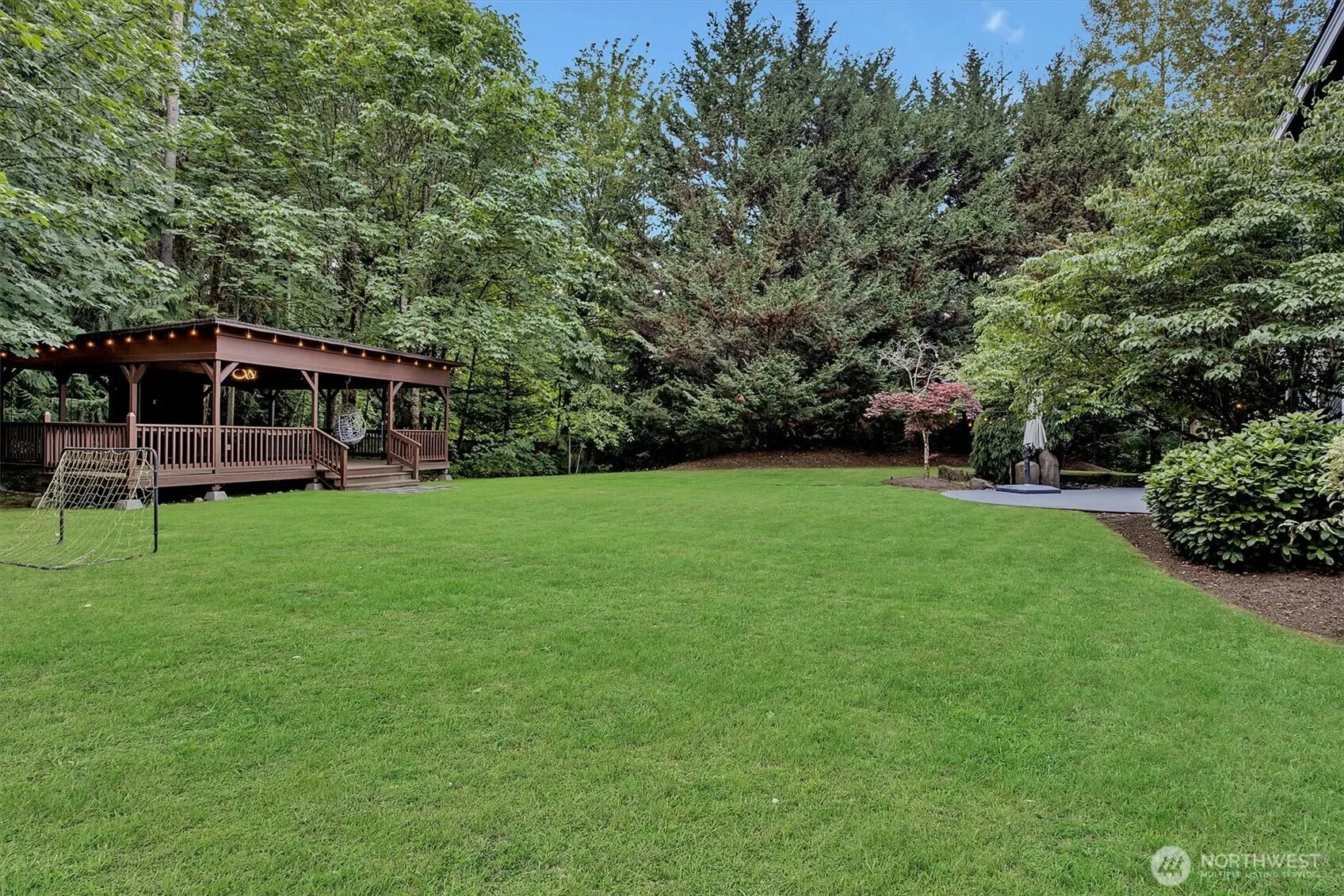 23815 NE 61st Street , Redmond, WA 98053-2503