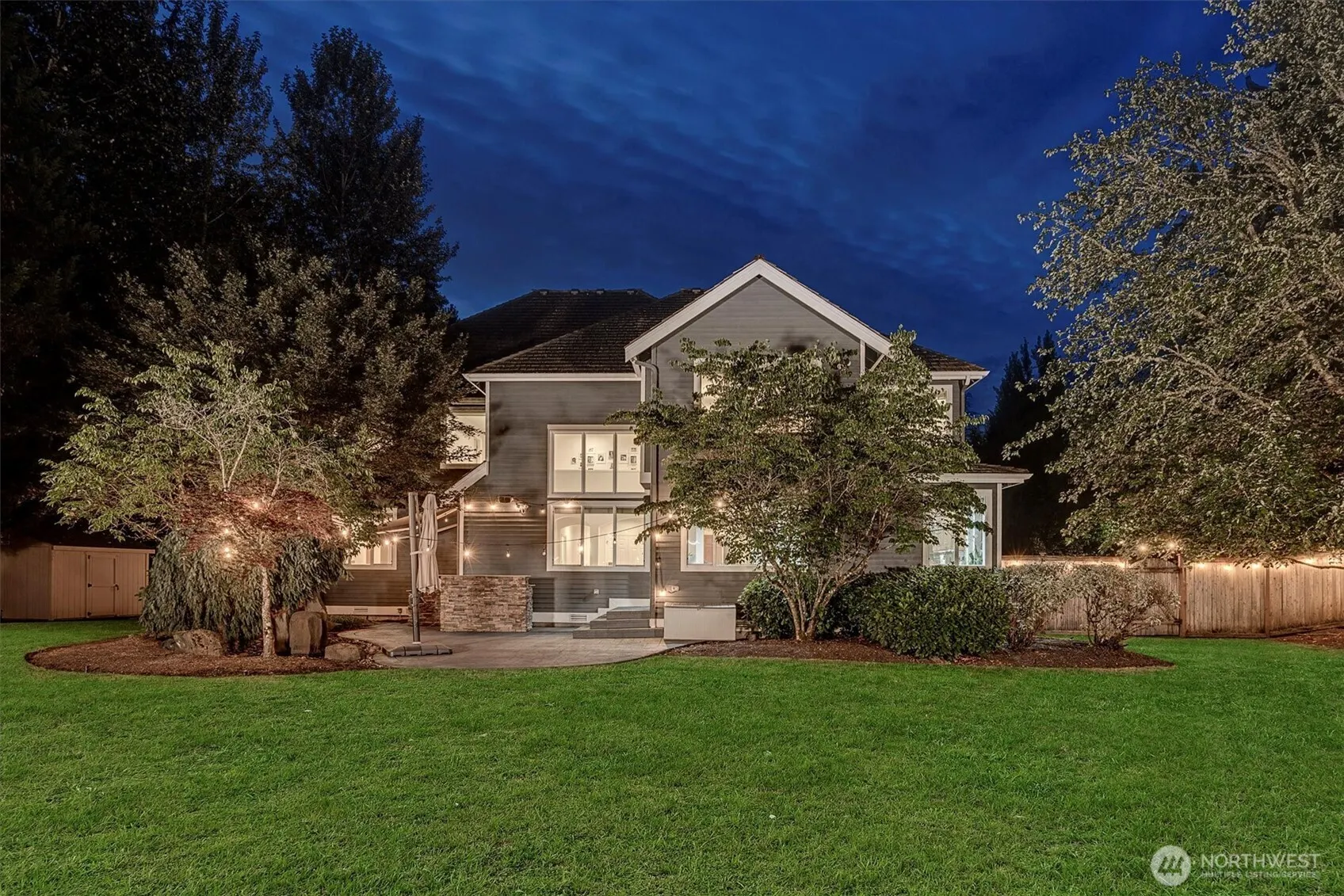 23815 NE 61st Street , Redmond, WA 98053-2503