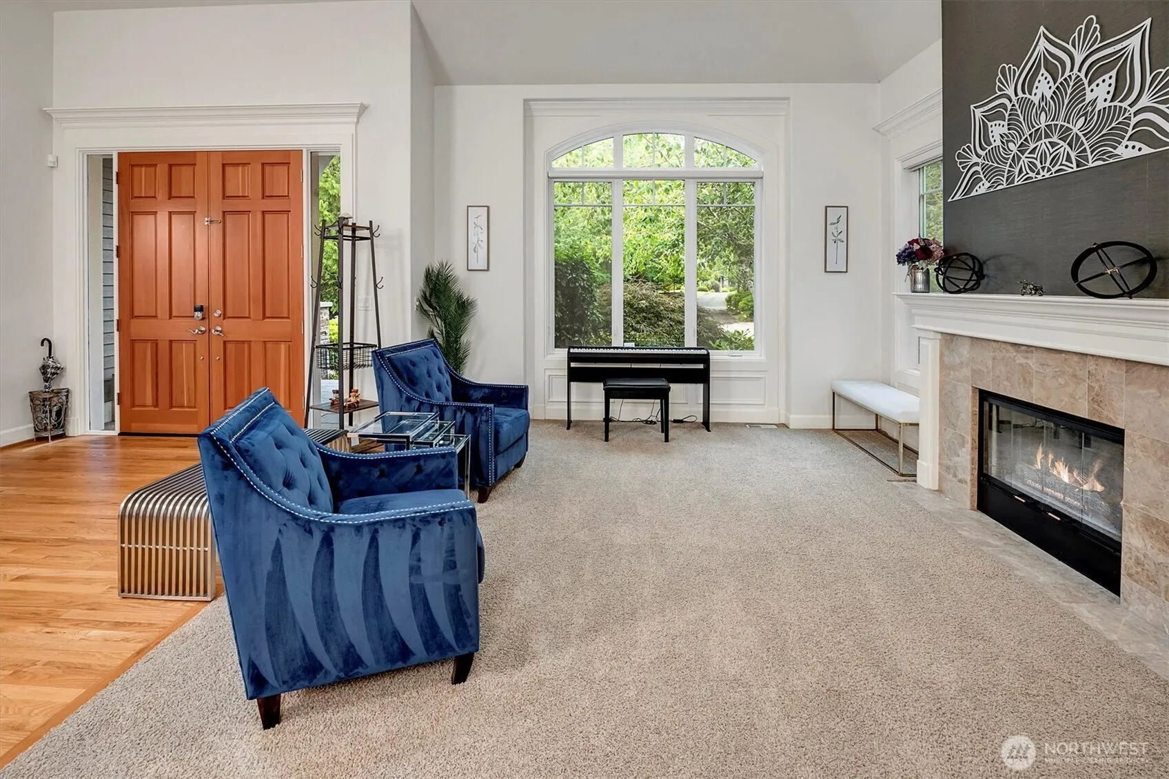 23815 NE 61st Street , Redmond, WA 98053-2503
