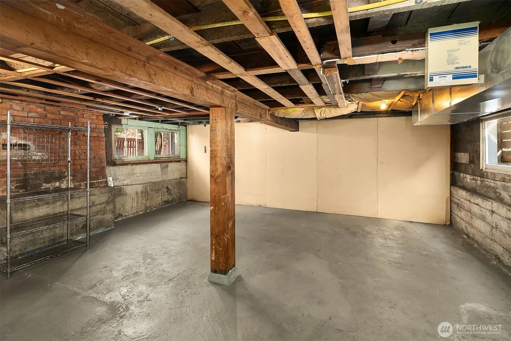 121 NE 58th Street , Seattle, WA 98105-2712