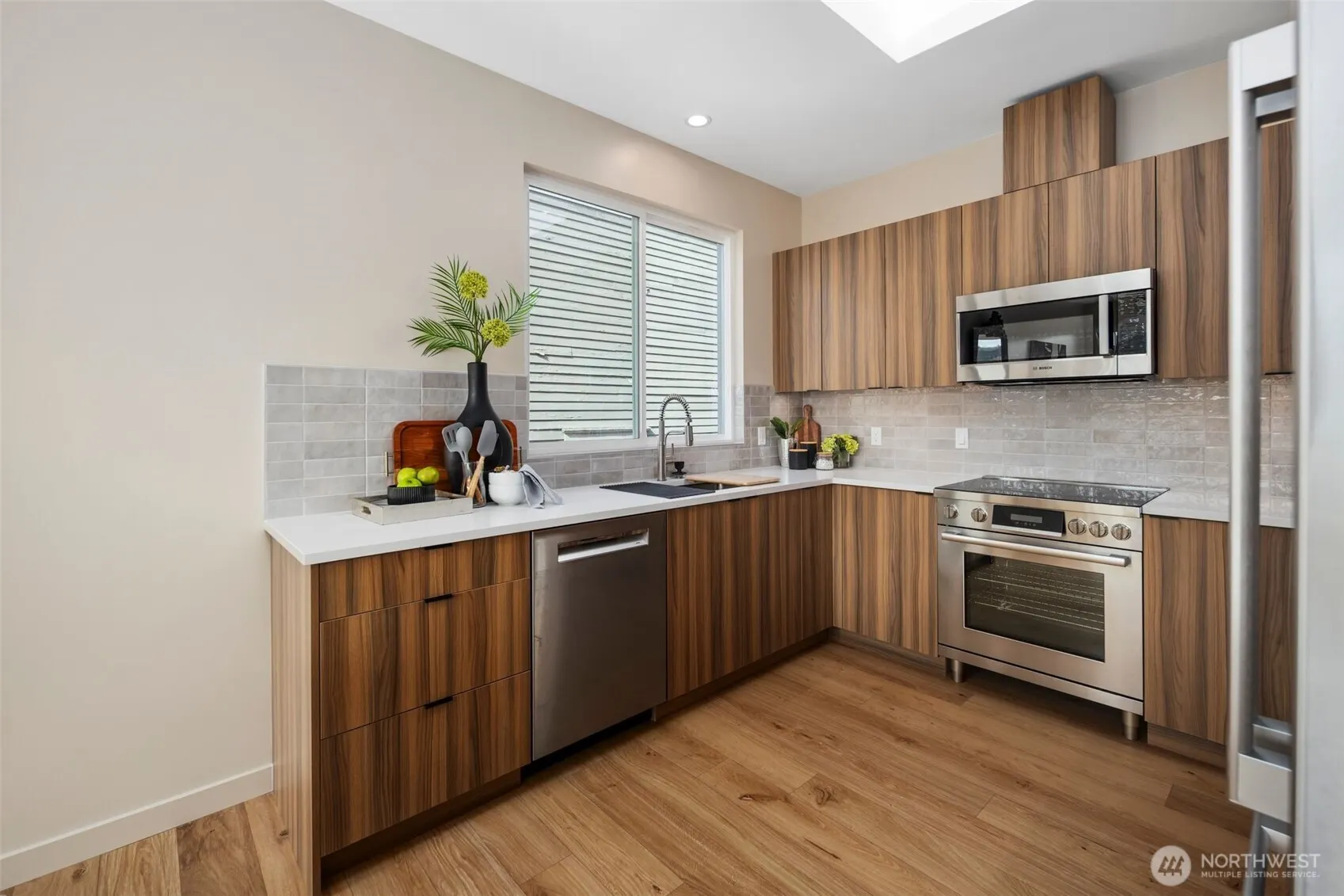 10120 NE 185th Street #A, Bothell, WA 98011