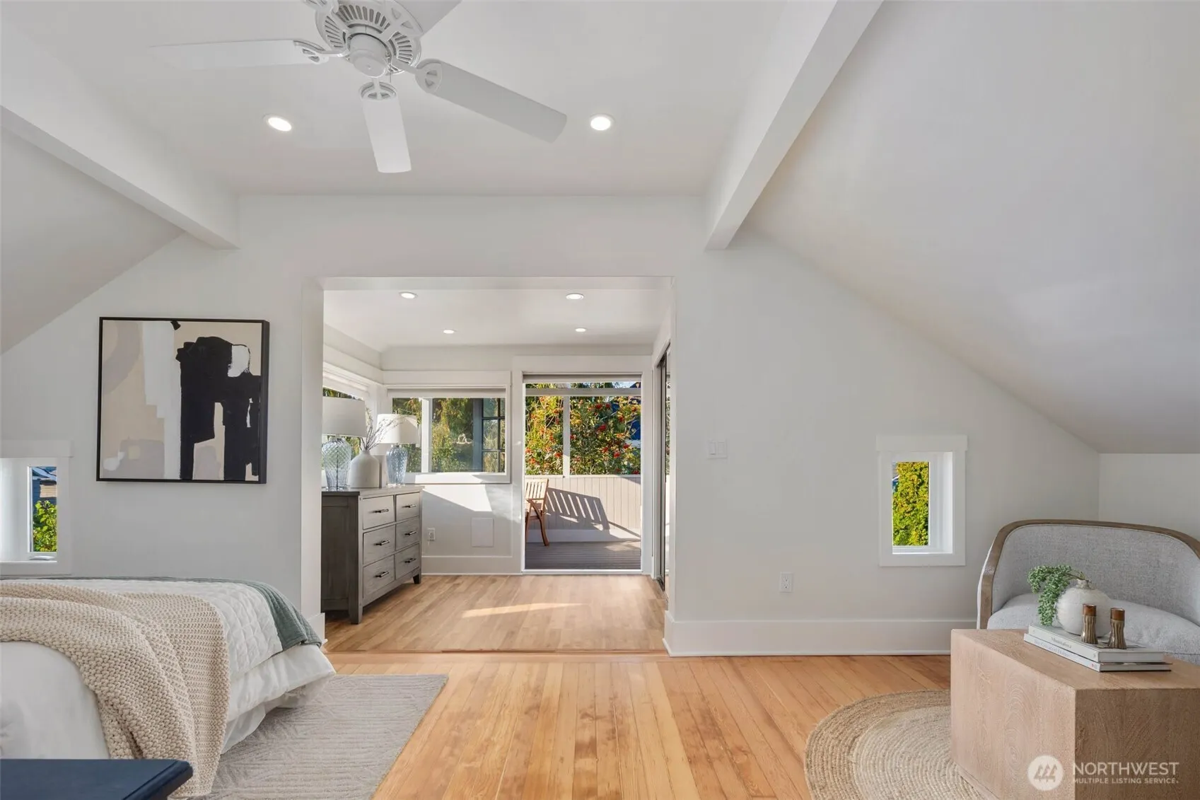 20 W McGraw Street , Seattle, WA 98119