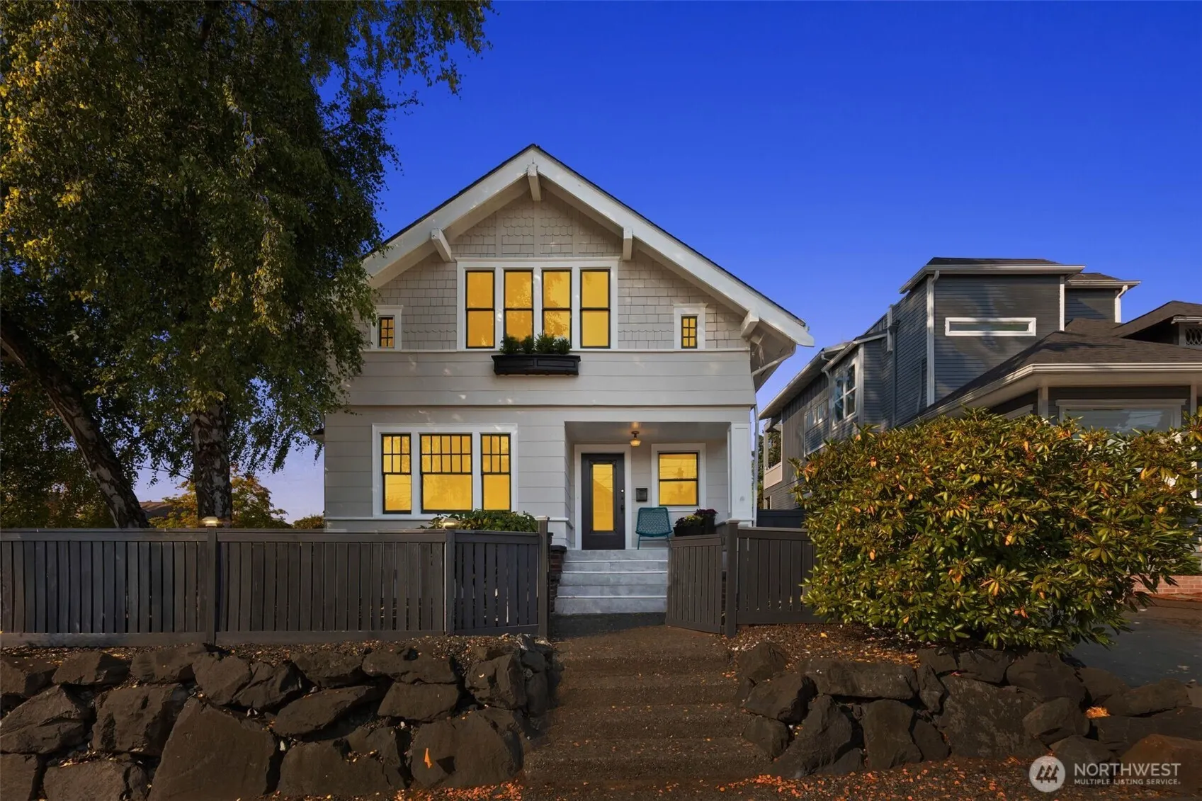 20 W McGraw Street , Seattle, WA 98119