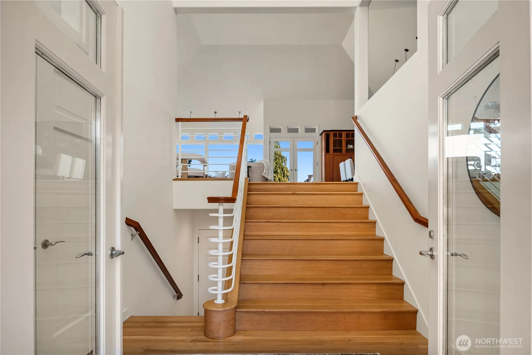 1736 Arch Avenue SW, Seattle, WA 98116
