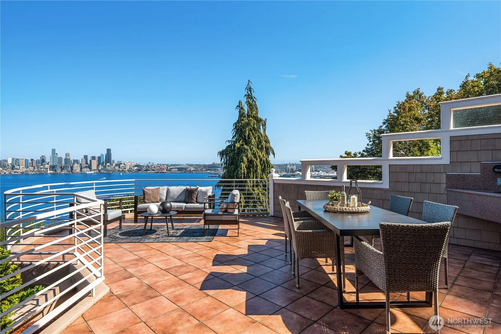 1736 Arch Avenue SW, Seattle, WA 98116