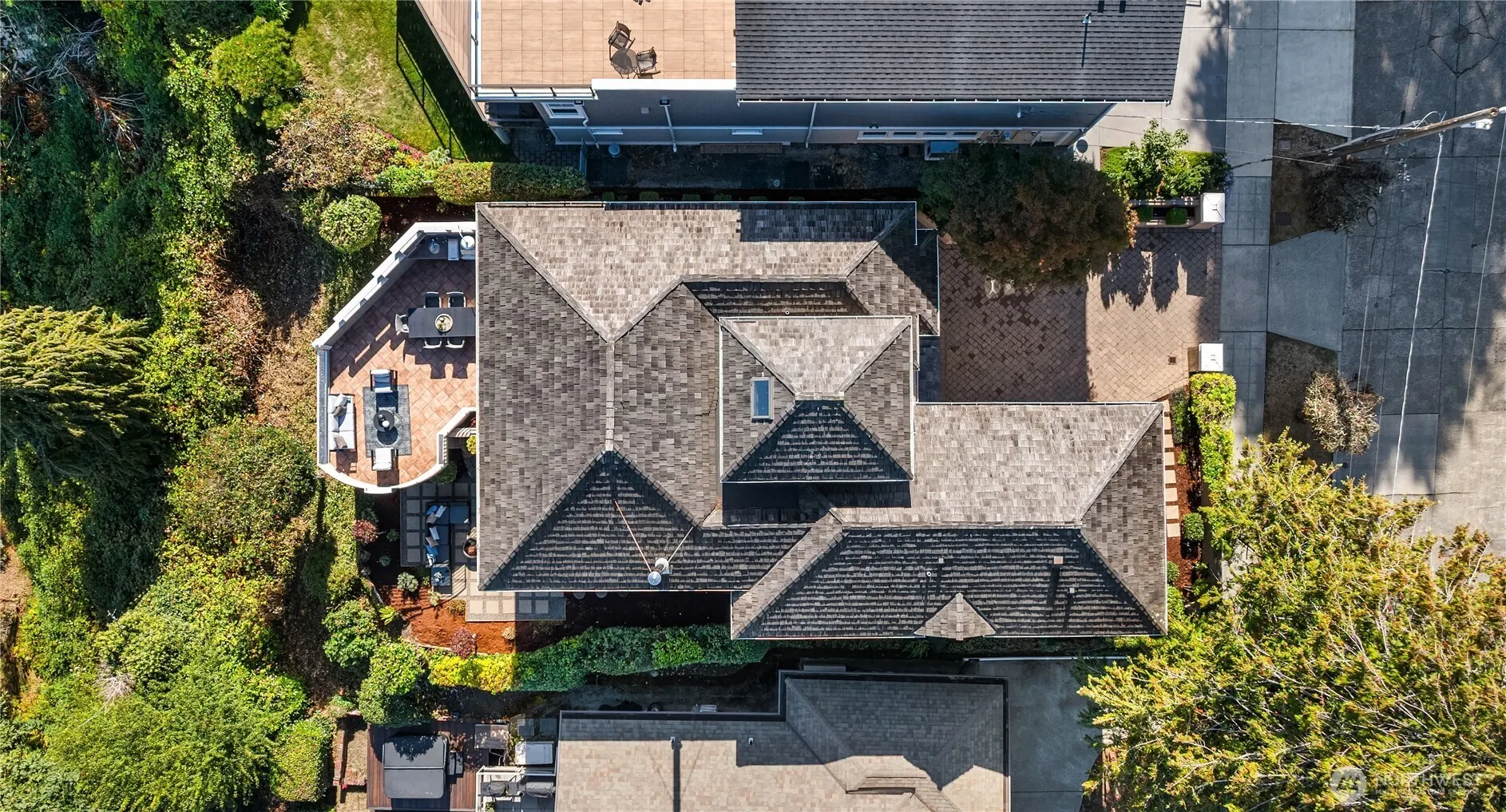 1736 Arch Avenue SW, Seattle, WA 98116