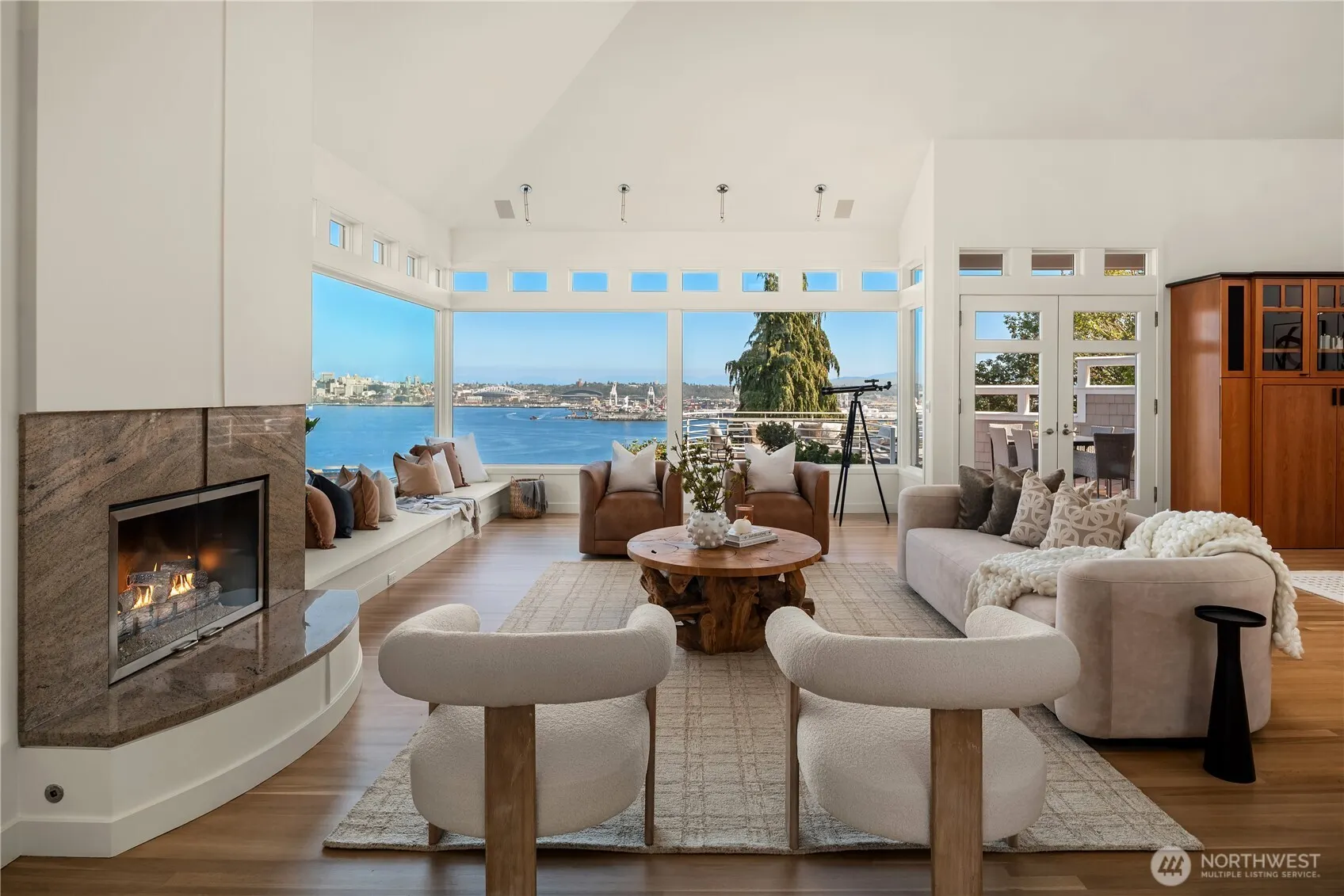 1736 Arch Avenue SW, Seattle, WA 98116