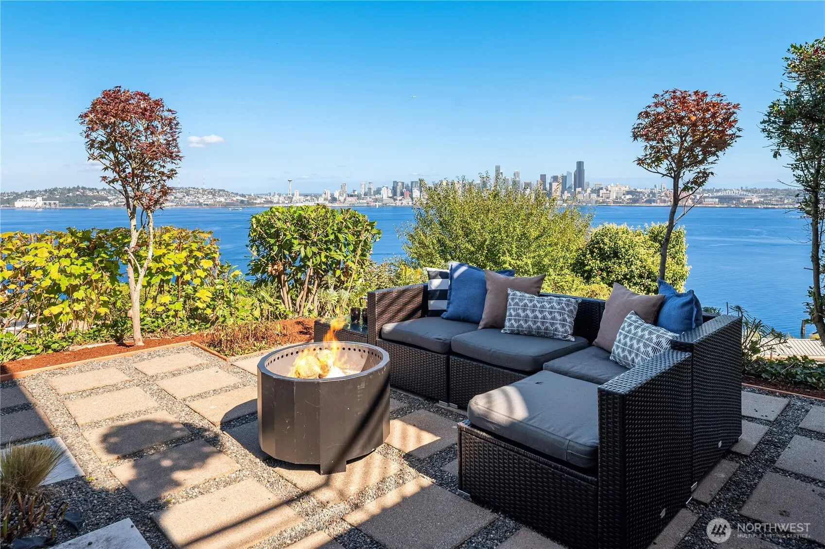 1736 Arch Avenue SW, Seattle, WA 98116